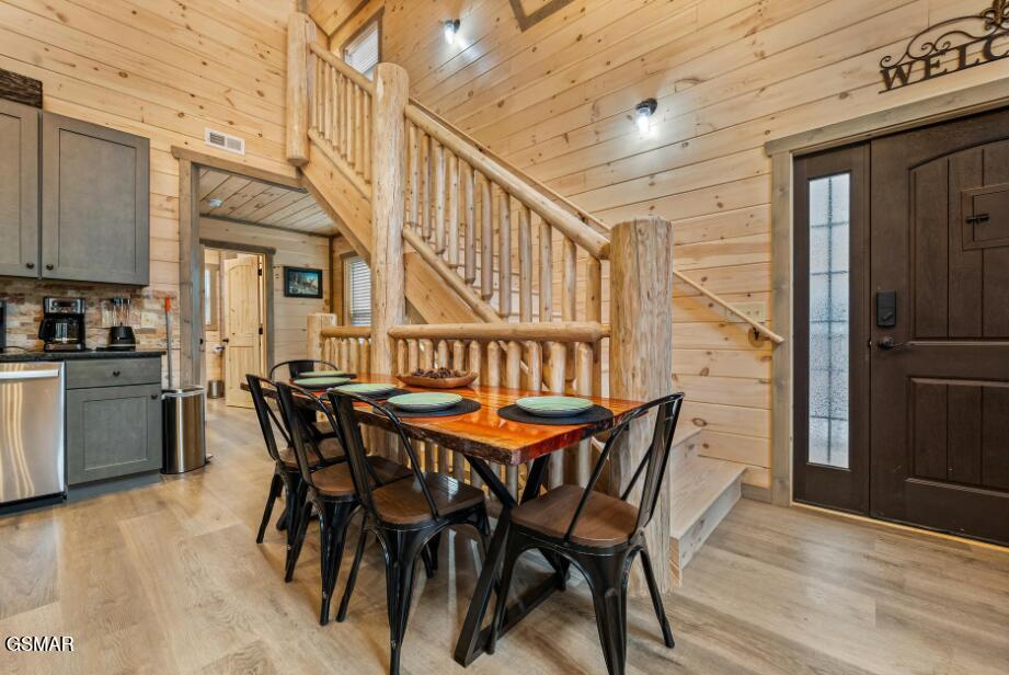 1446 Silver Poplar Lane Sevierville TN 37876
