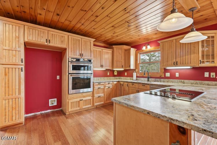 4120 Burning Tree Lane Sevierville TN 37862