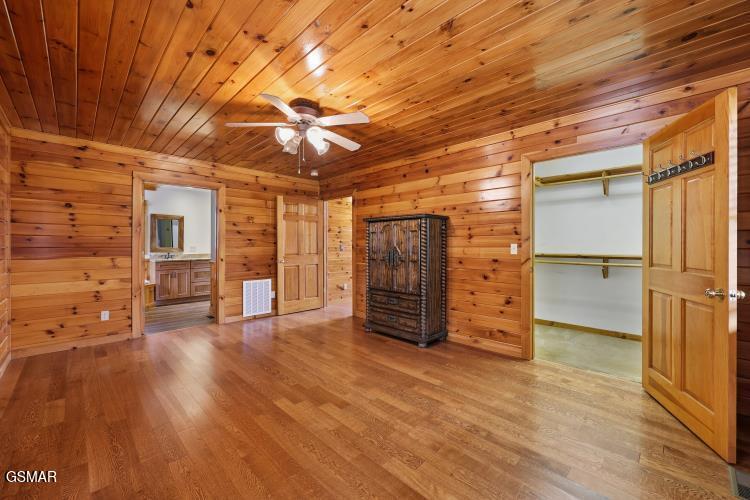 4120 Burning Tree Lane Sevierville TN 37862