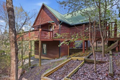 4120 Burning Tree Lane Sevierville TN 37862