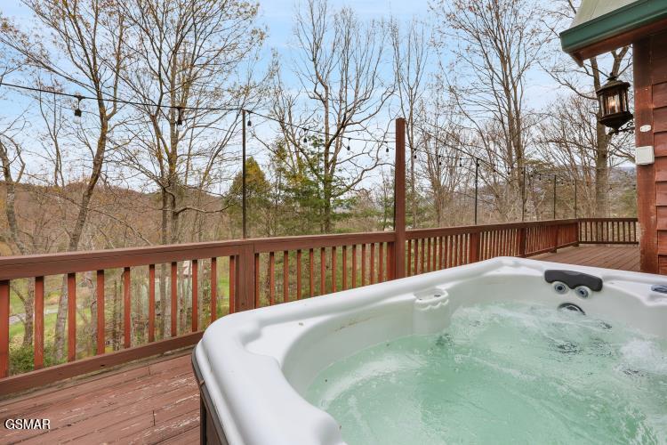 4120 Burning Tree Lane Sevierville TN 37862