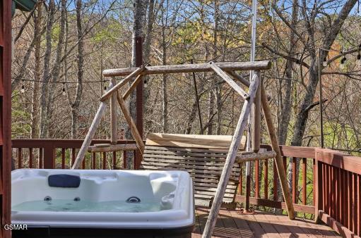 4120 Burning Tree Lane Sevierville TN 37862