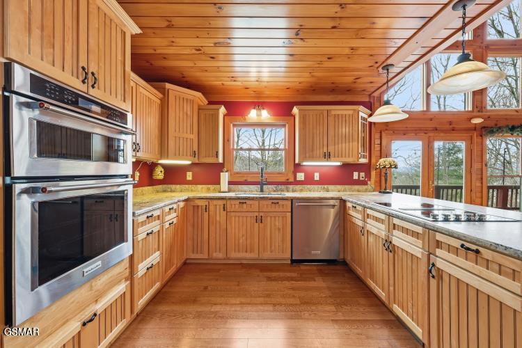 4120 Burning Tree Lane Sevierville TN 37862