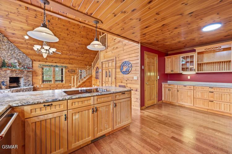 4120 Burning Tree Lane Sevierville TN 37862