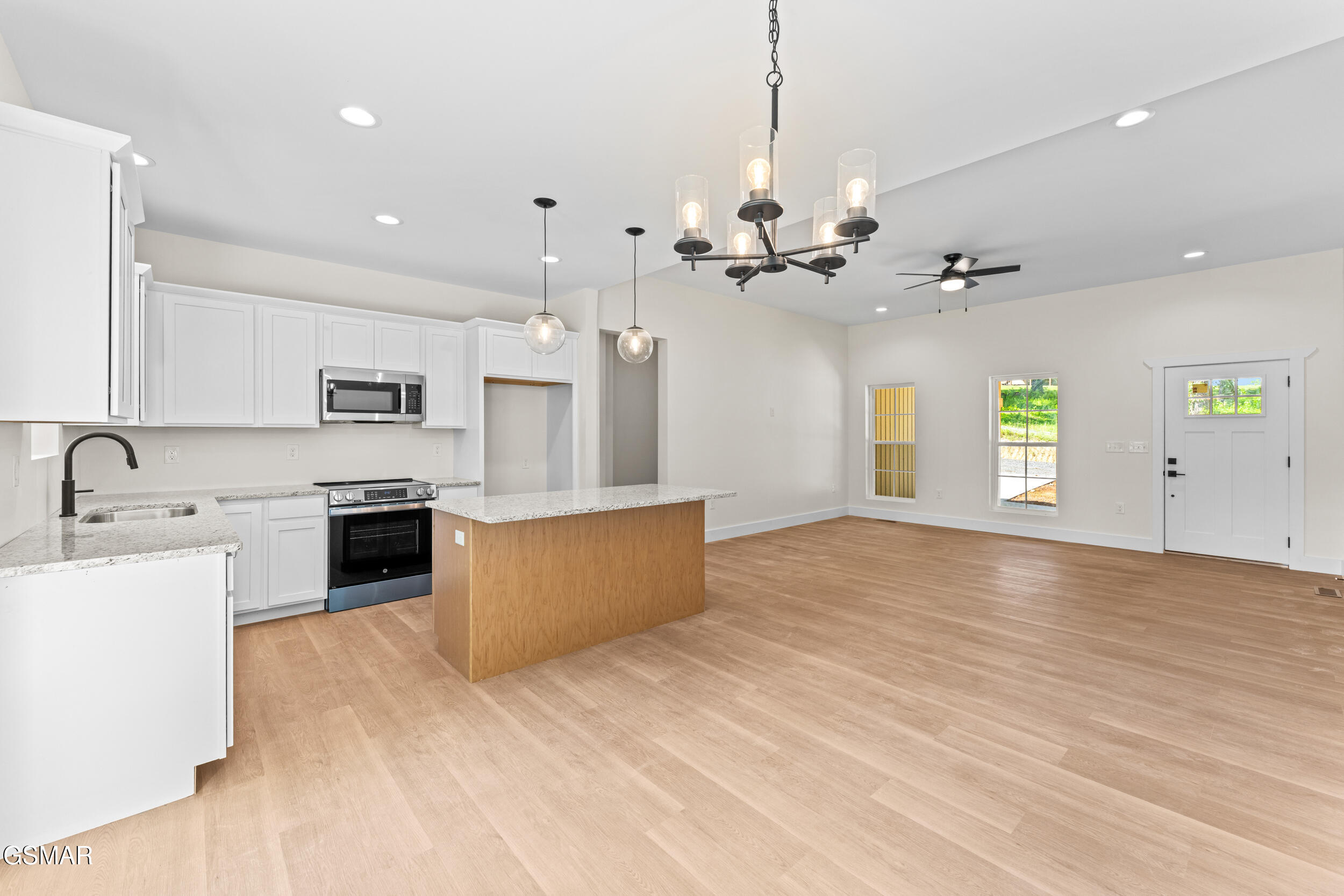 2319 Geraldine Way Sevierville TN 37876