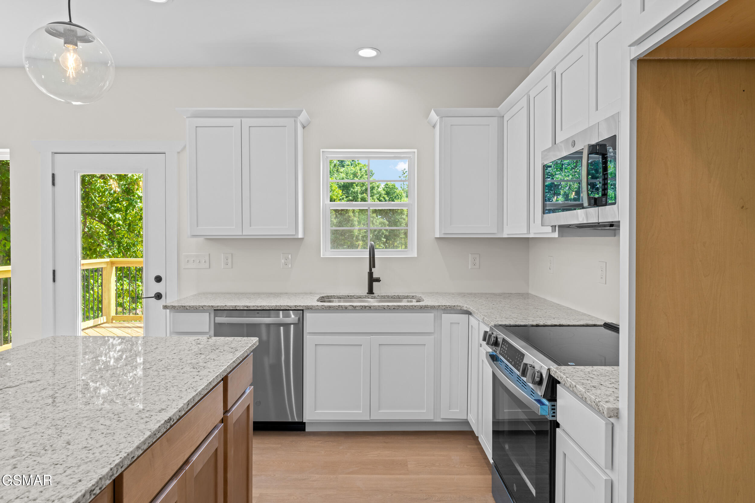 2319 Geraldine Way Sevierville TN 37876