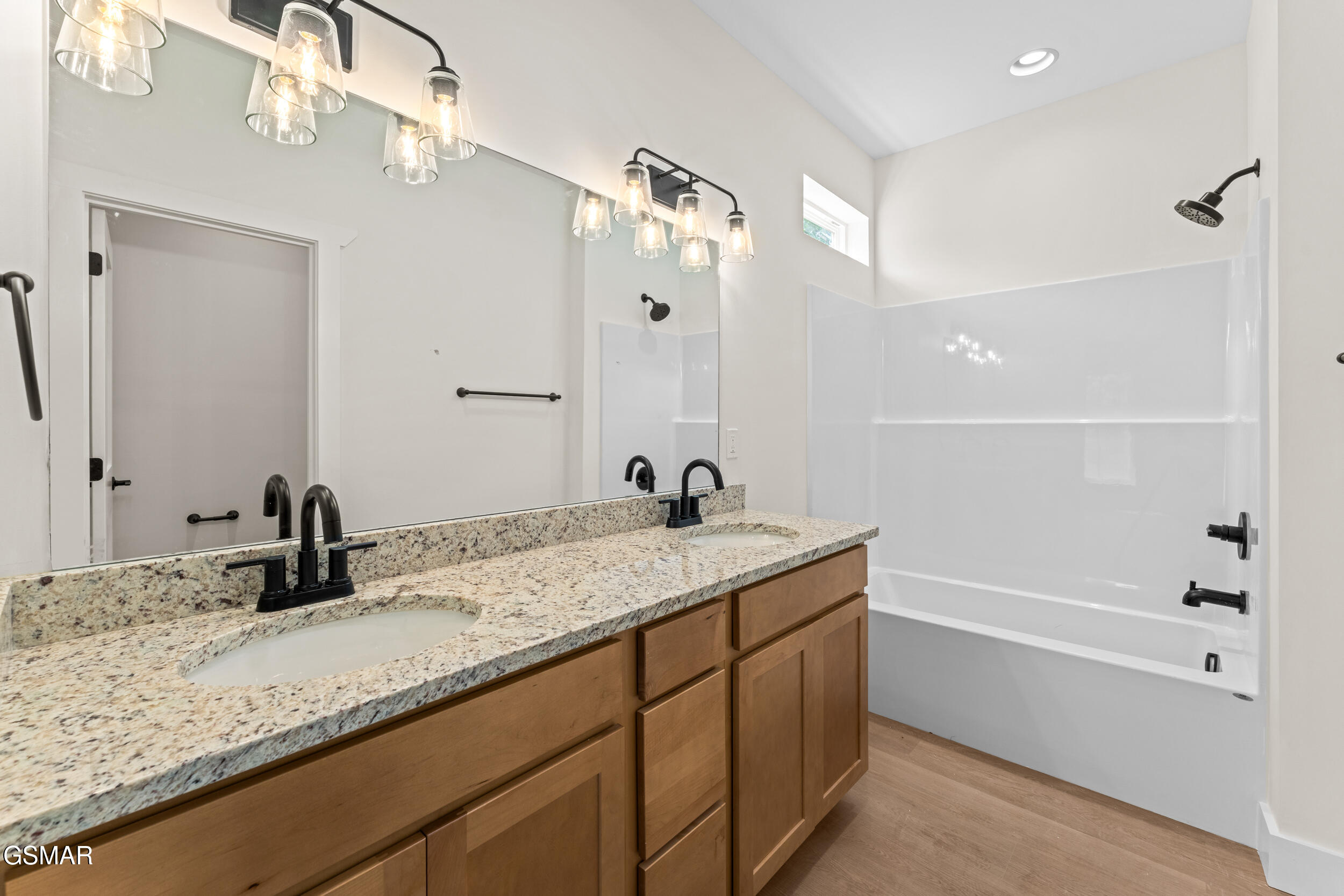2319 Geraldine Way Sevierville TN 37876