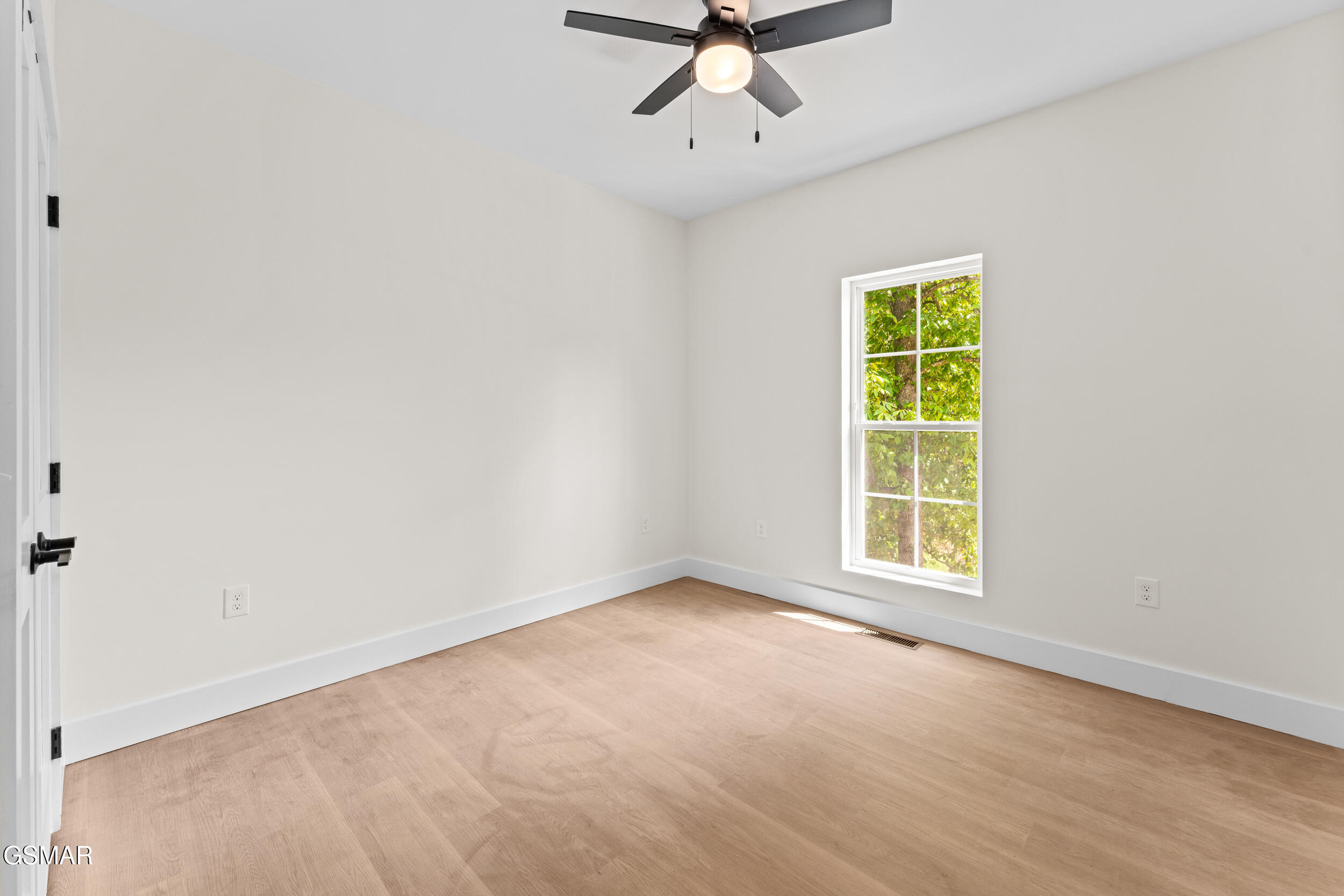 2319 Geraldine Way Sevierville TN 37876