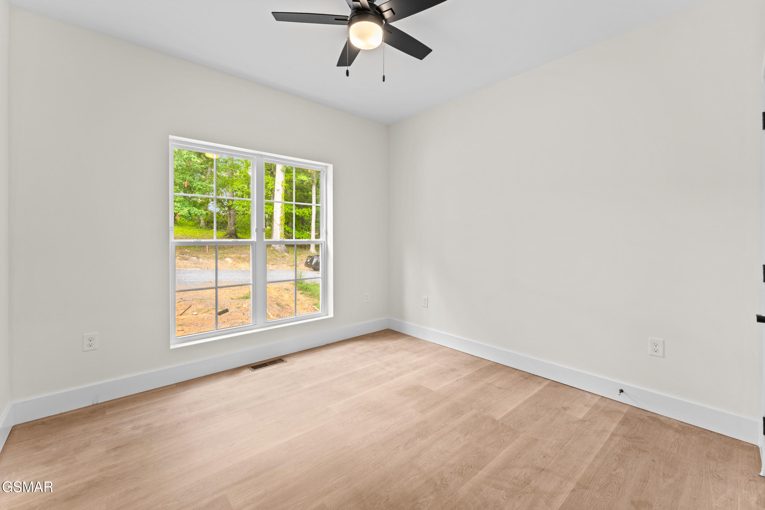 2319 Geraldine Way Sevierville TN 37876