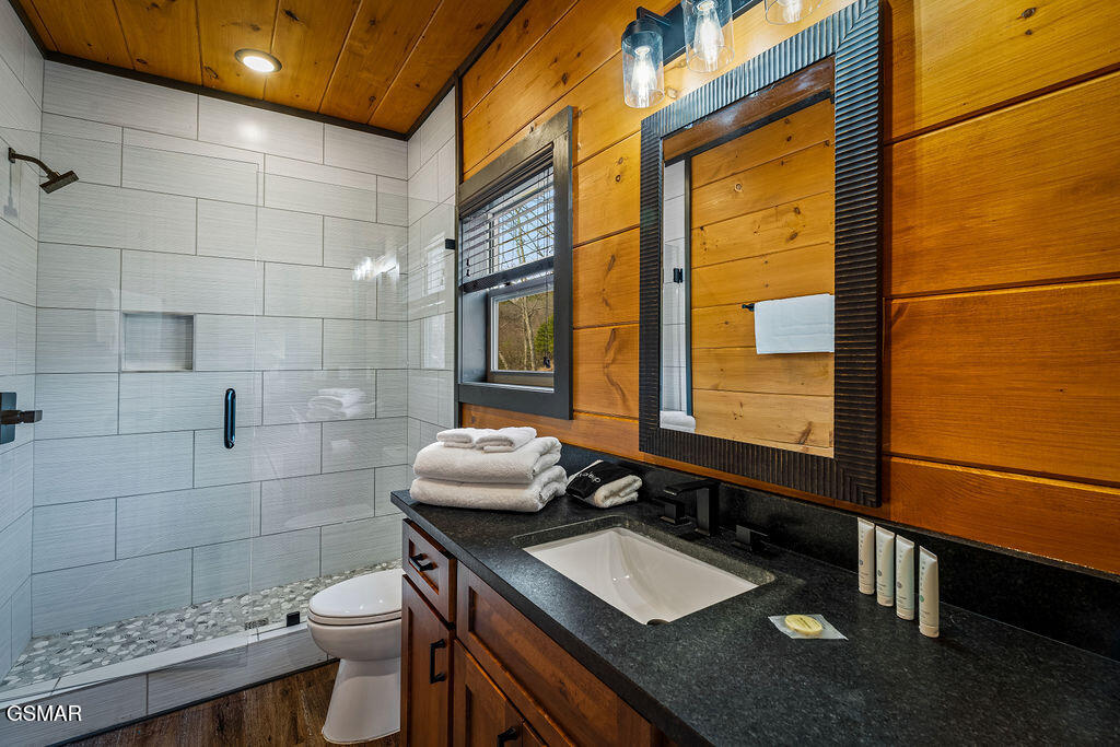 1852 Mountain Ash Way Sevierville TN 37876