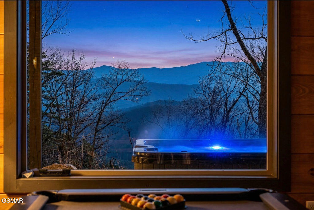 1852 Mountain Ash Way Sevierville TN 37876