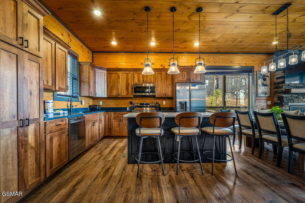 1852 Mountain Ash Way Sevierville TN 37876