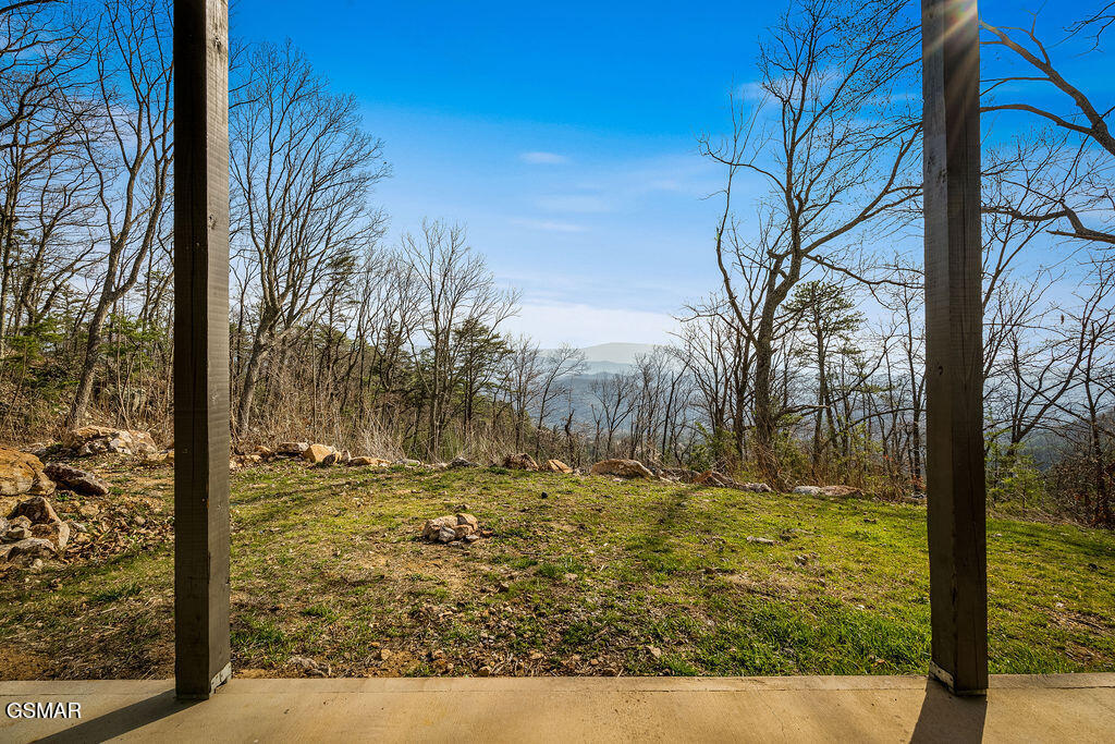 1852 Mountain Ash Way Sevierville TN 37876