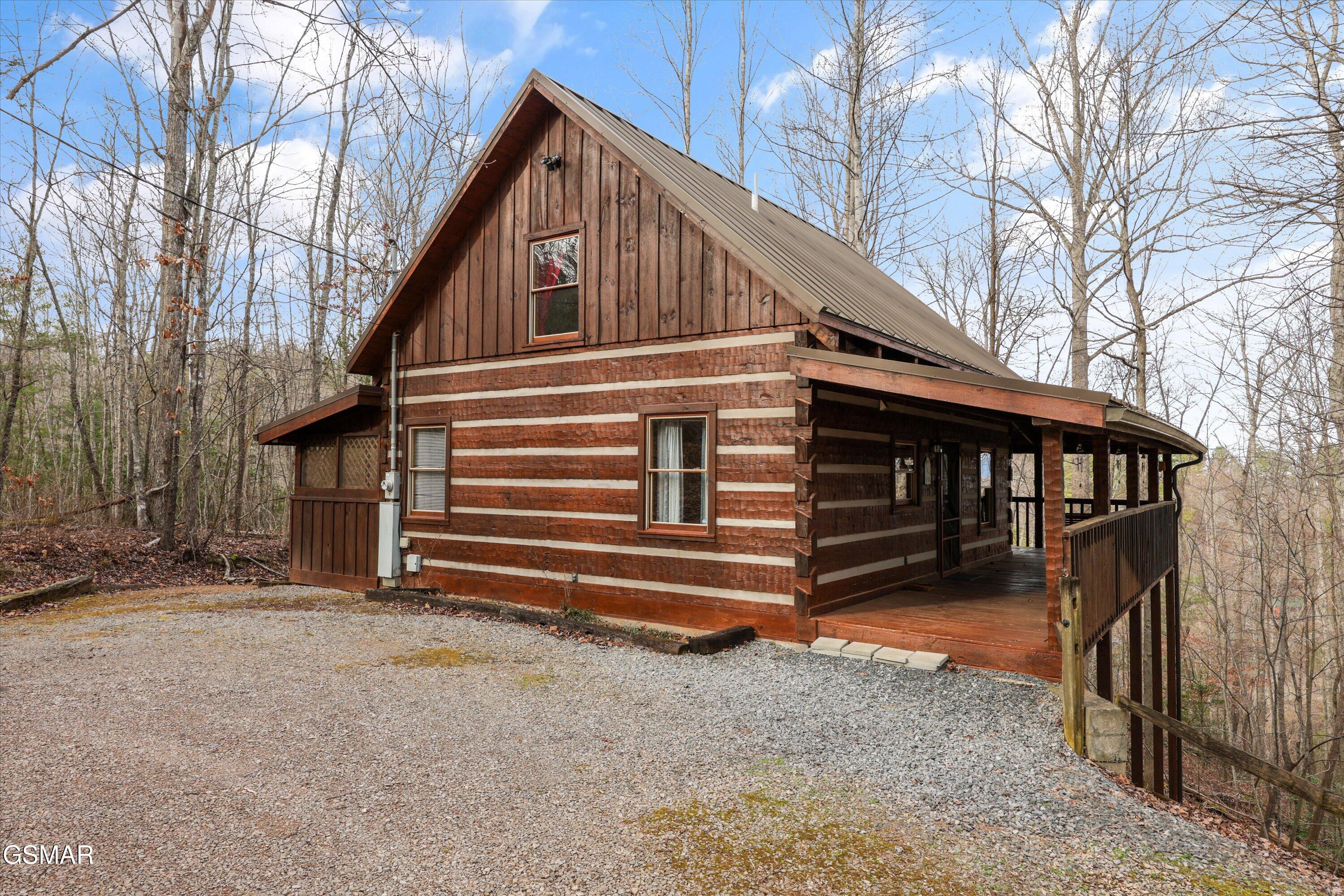 1128 Oak Court Gatlinburg TN 37738