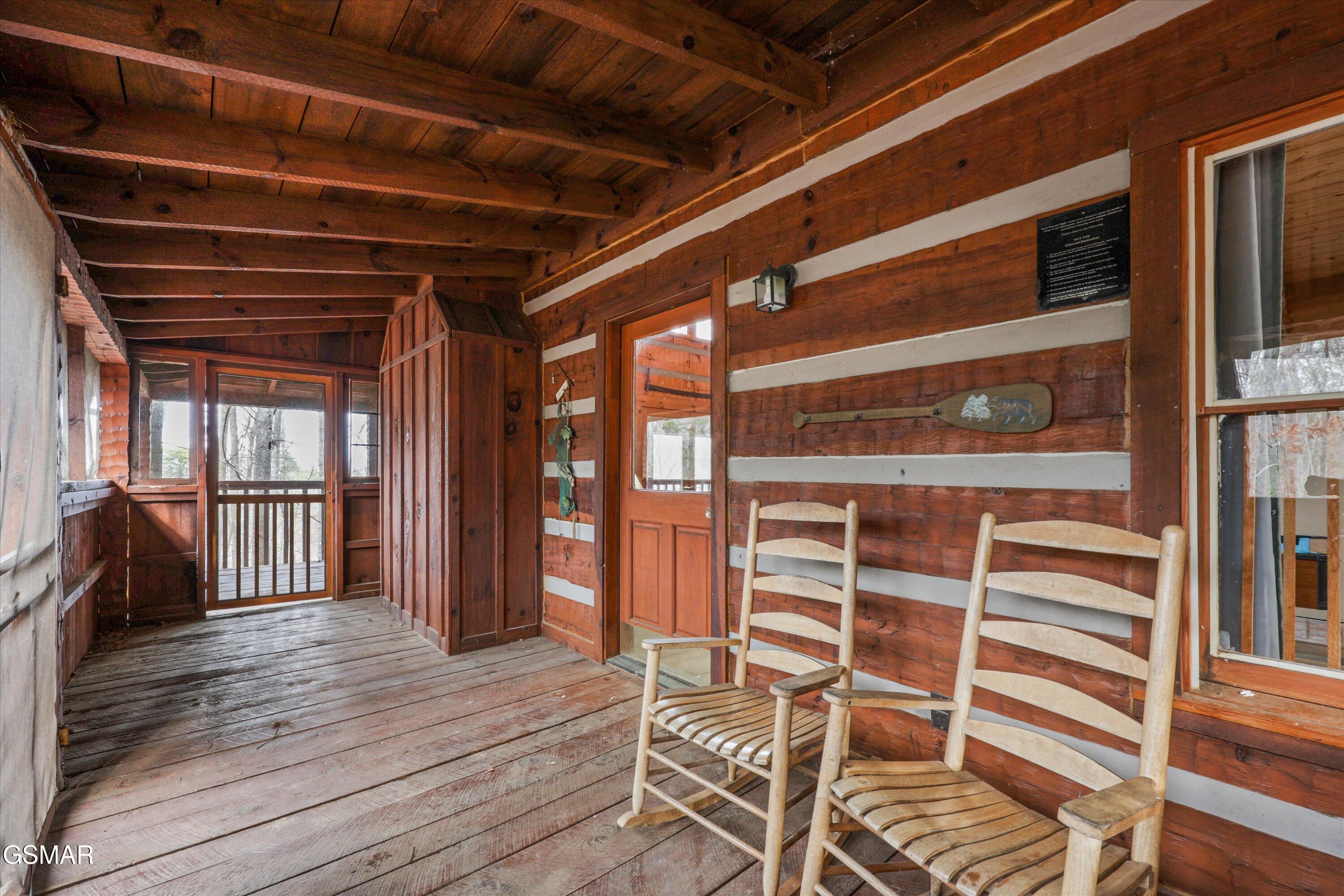 1128 Oak Court Gatlinburg TN 37738