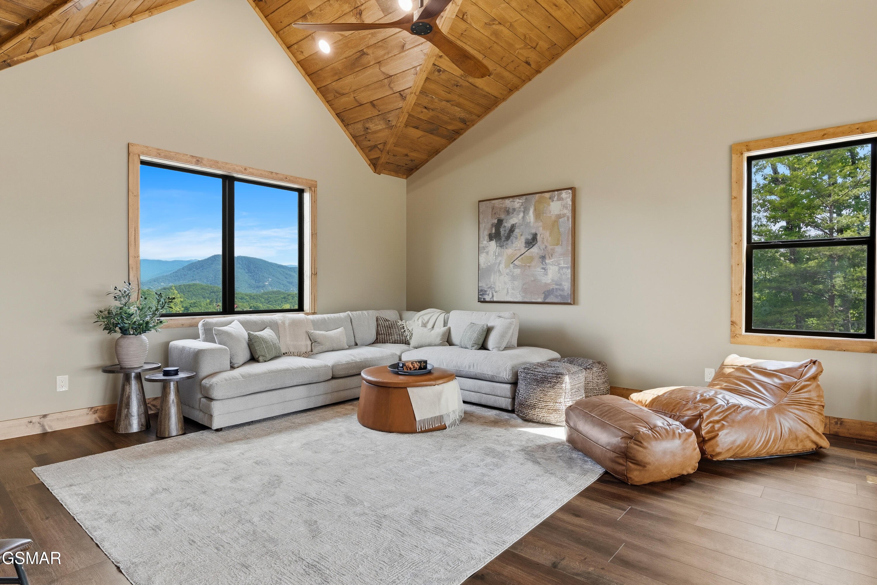 4421 Stackstone Road Sevierville TN 37862