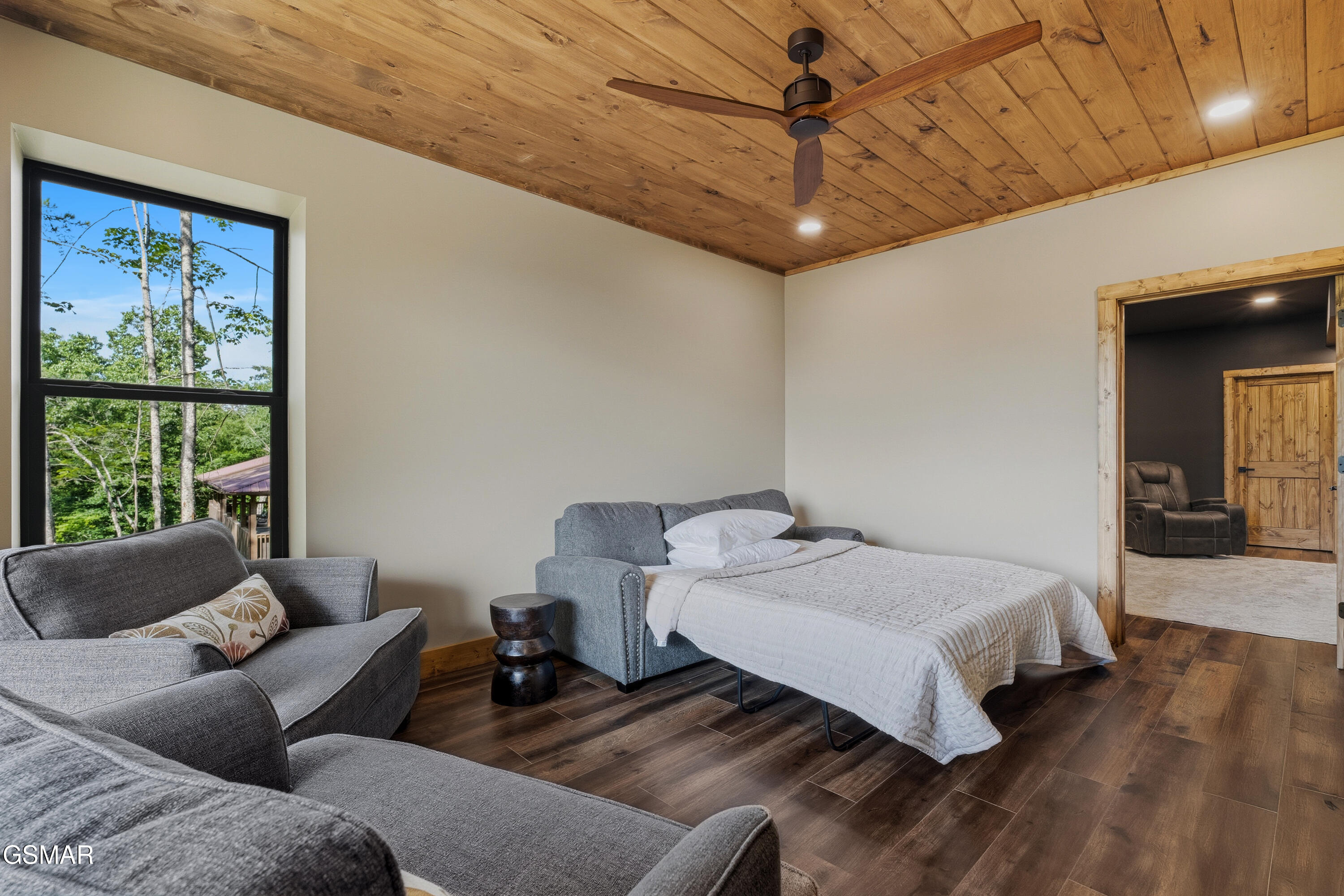 4421 Stackstone Road Sevierville TN 37862