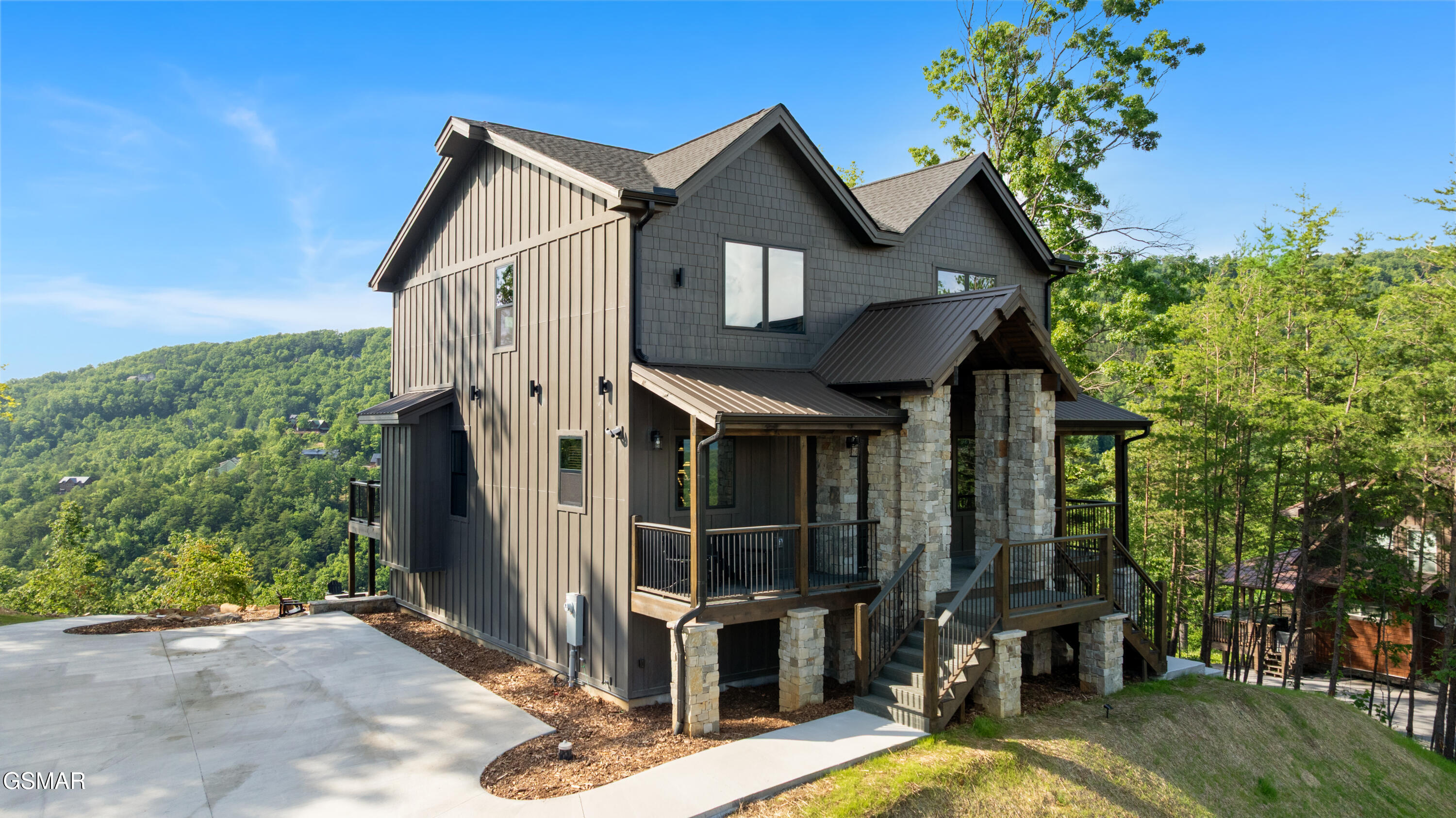 4421 Stackstone Road Sevierville TN 37862