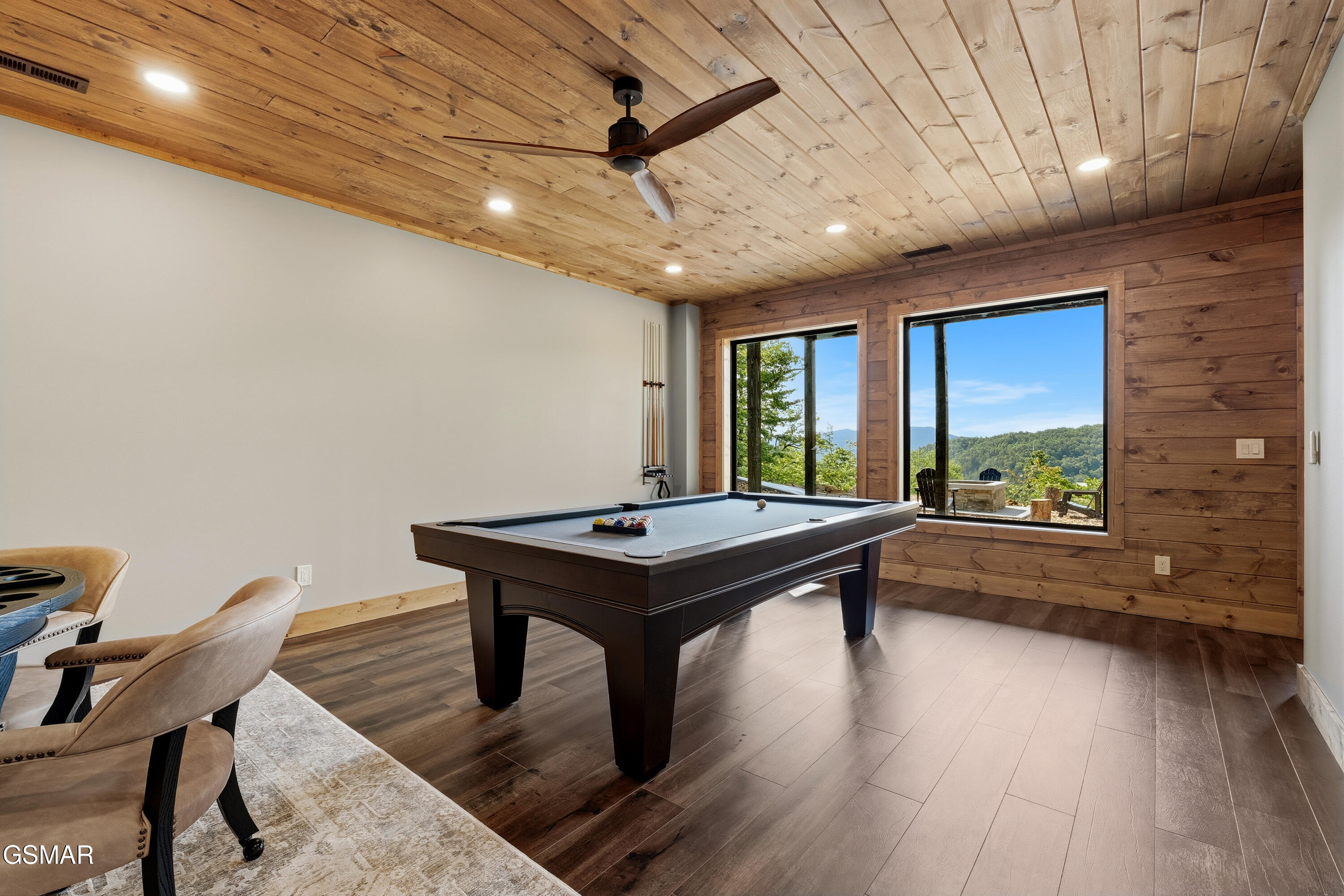 4421 Stackstone Road Sevierville TN 37862