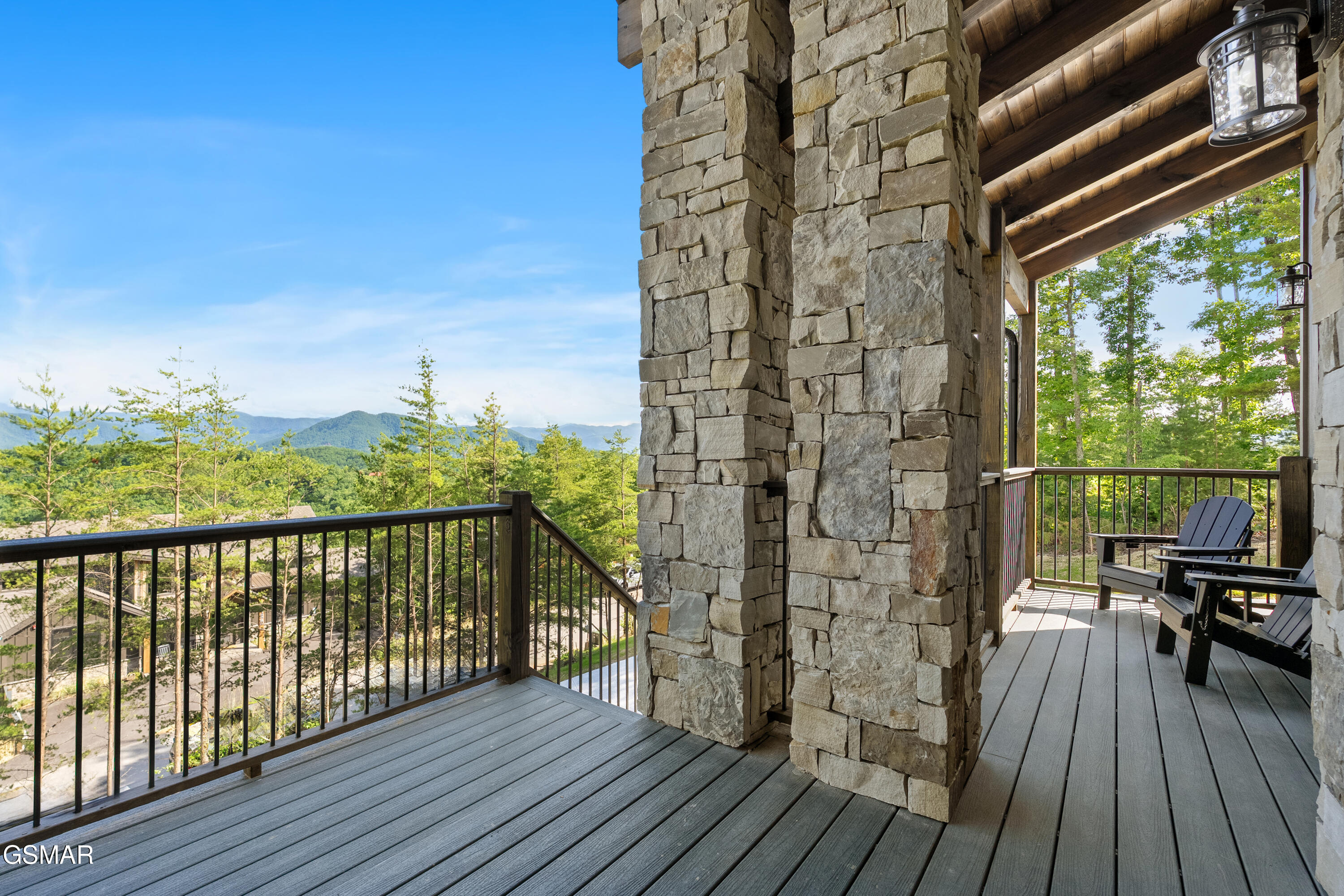4421 Stackstone Road Sevierville TN 37862