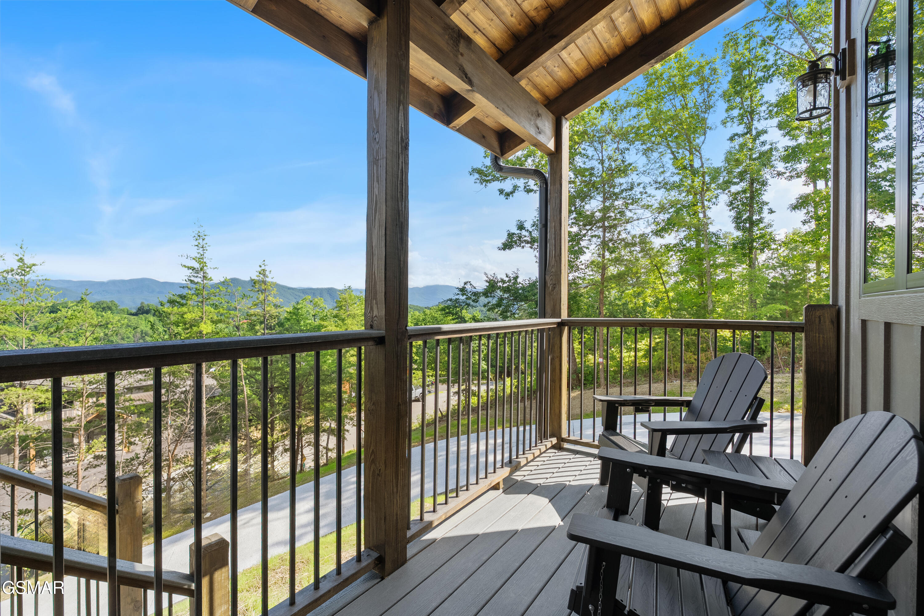 4421 Stackstone Road Sevierville TN 37862