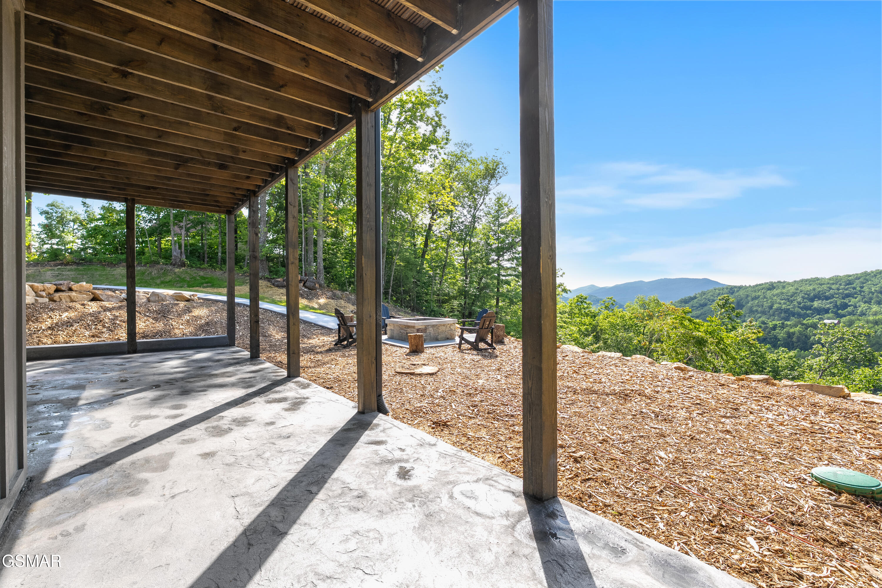 4421 Stackstone Road Sevierville TN 37862