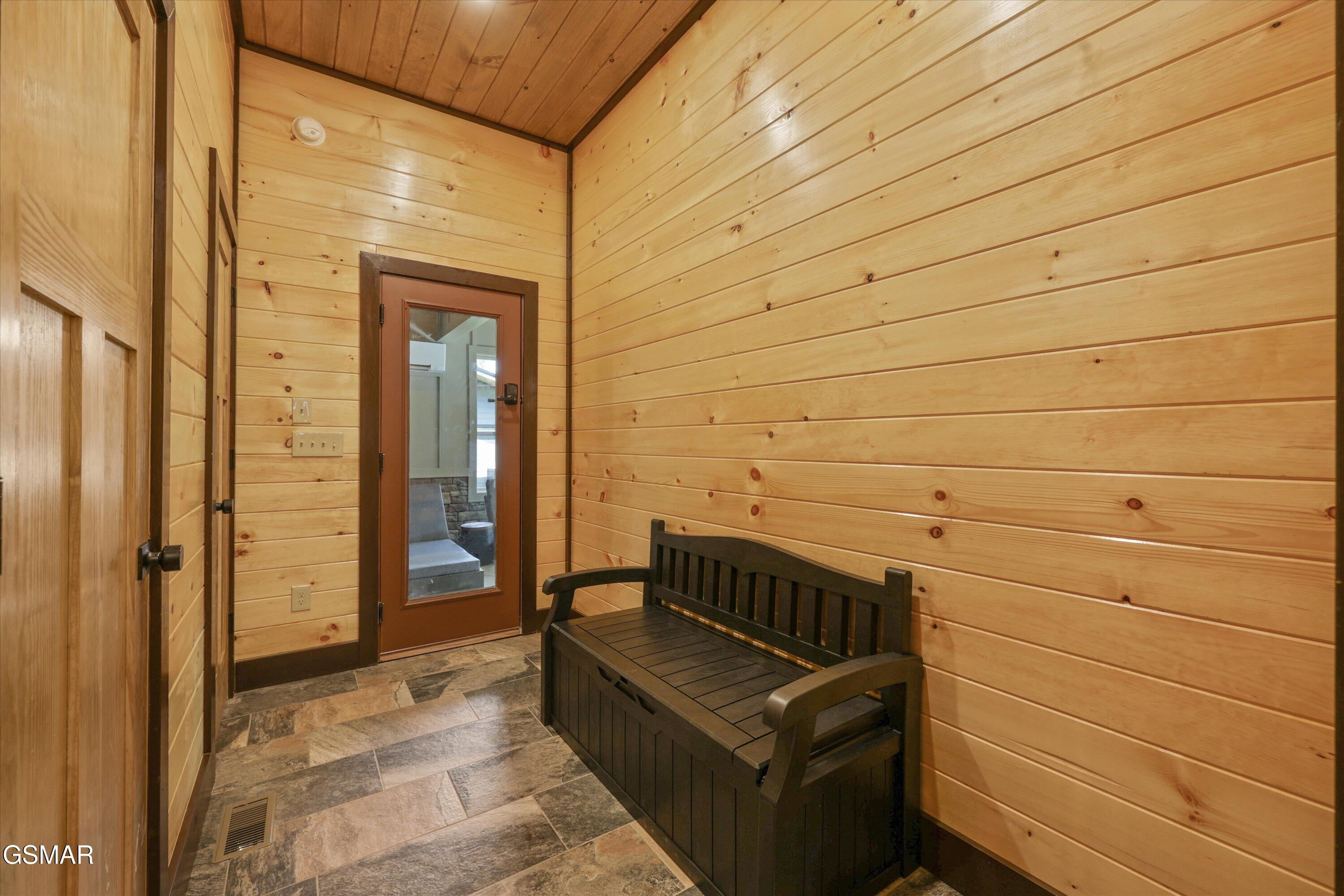 2662 High Valley Drive Pigeon Forge TN 37863