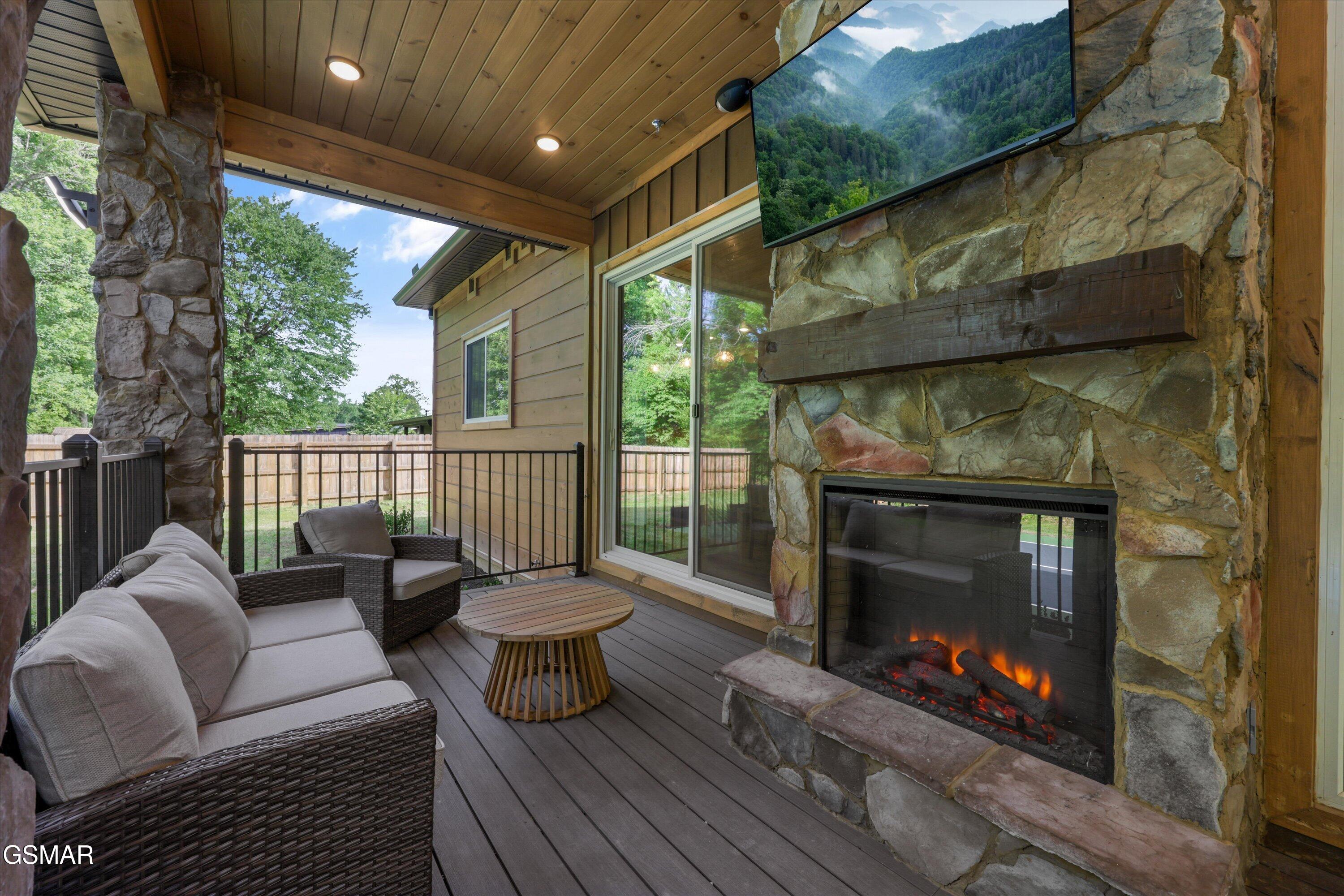 2662 High Valley Drive Pigeon Forge TN 37863