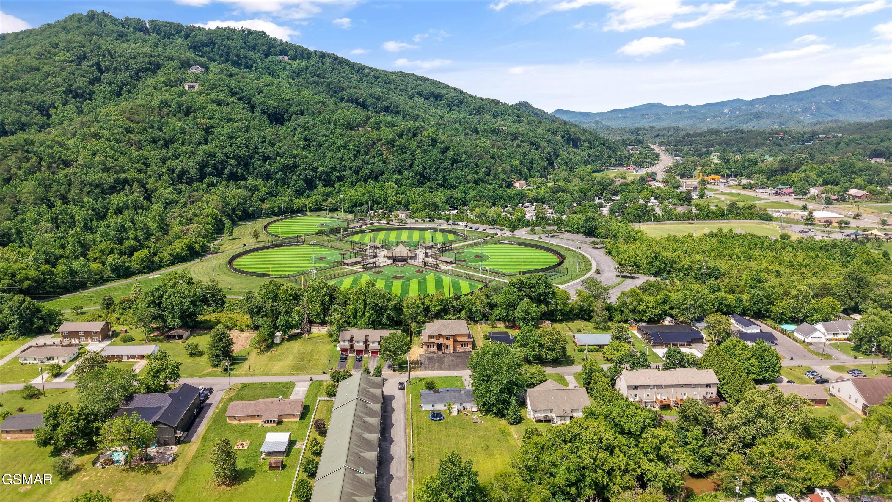 2662 High Valley Drive Pigeon Forge TN 37863