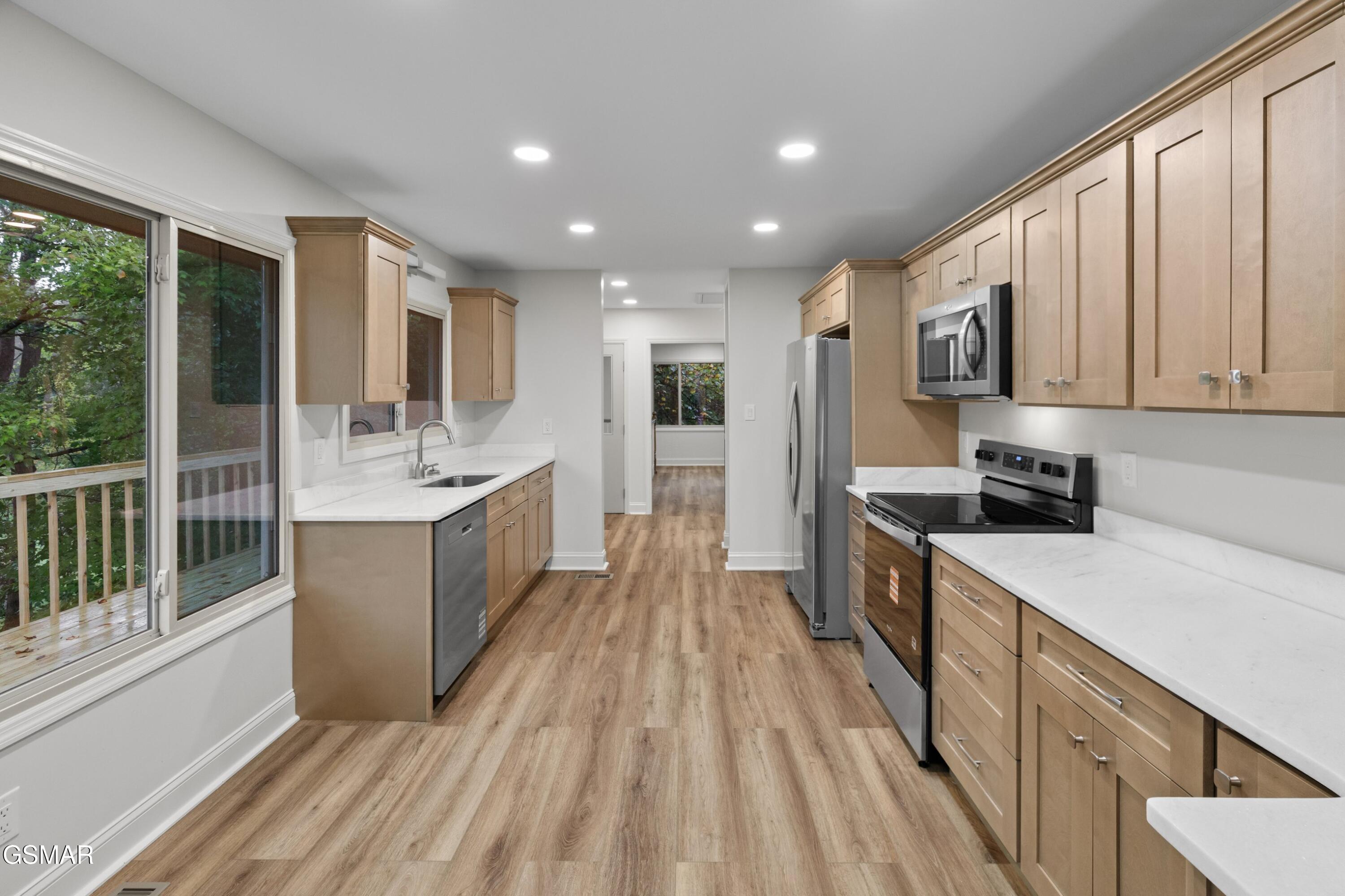 3320 Hazelwood Court Baneberry TN 37890