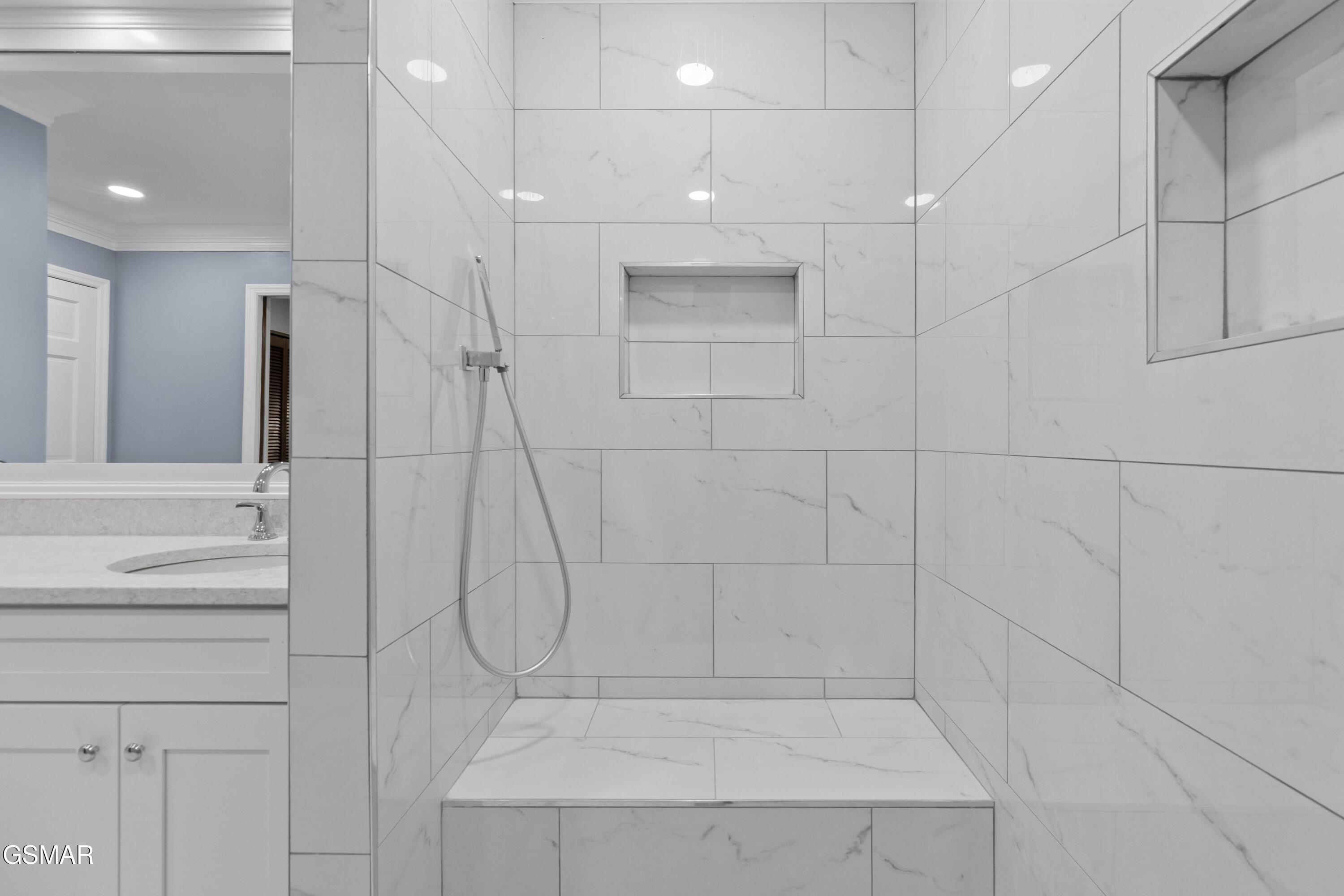 3320 Hazelwood Court Baneberry TN 37890