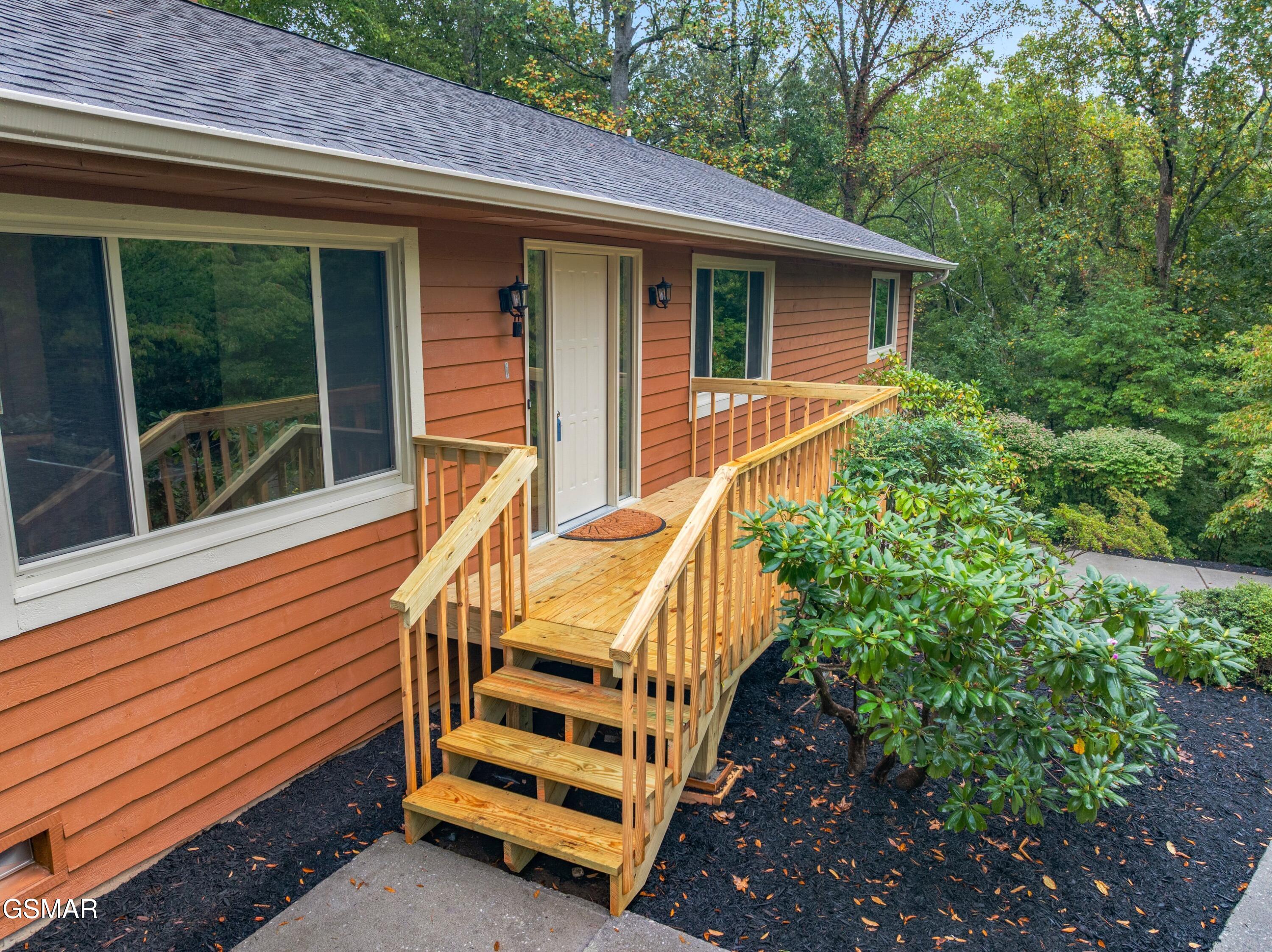 3320 Hazelwood Court Baneberry TN 37890