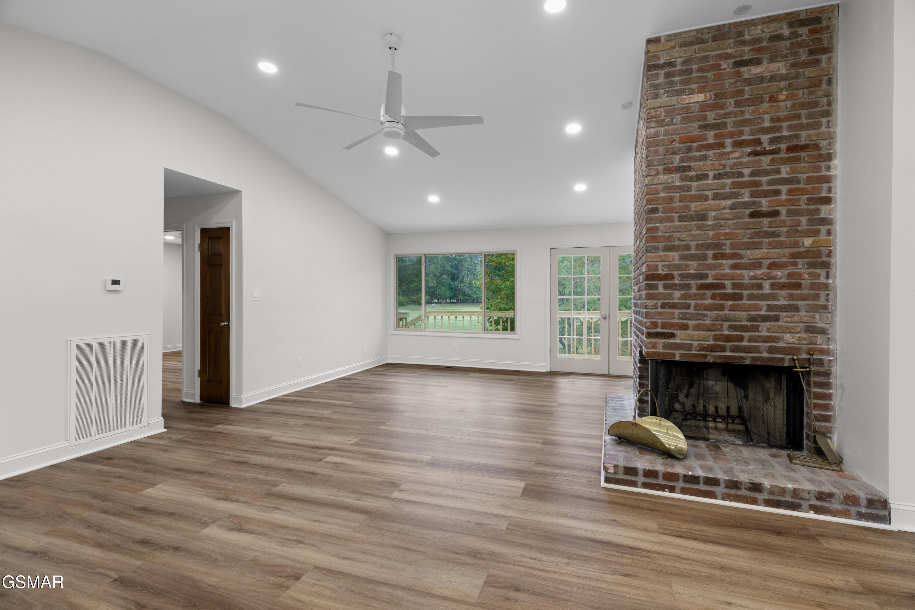 3320 Hazelwood Court Baneberry TN 37890