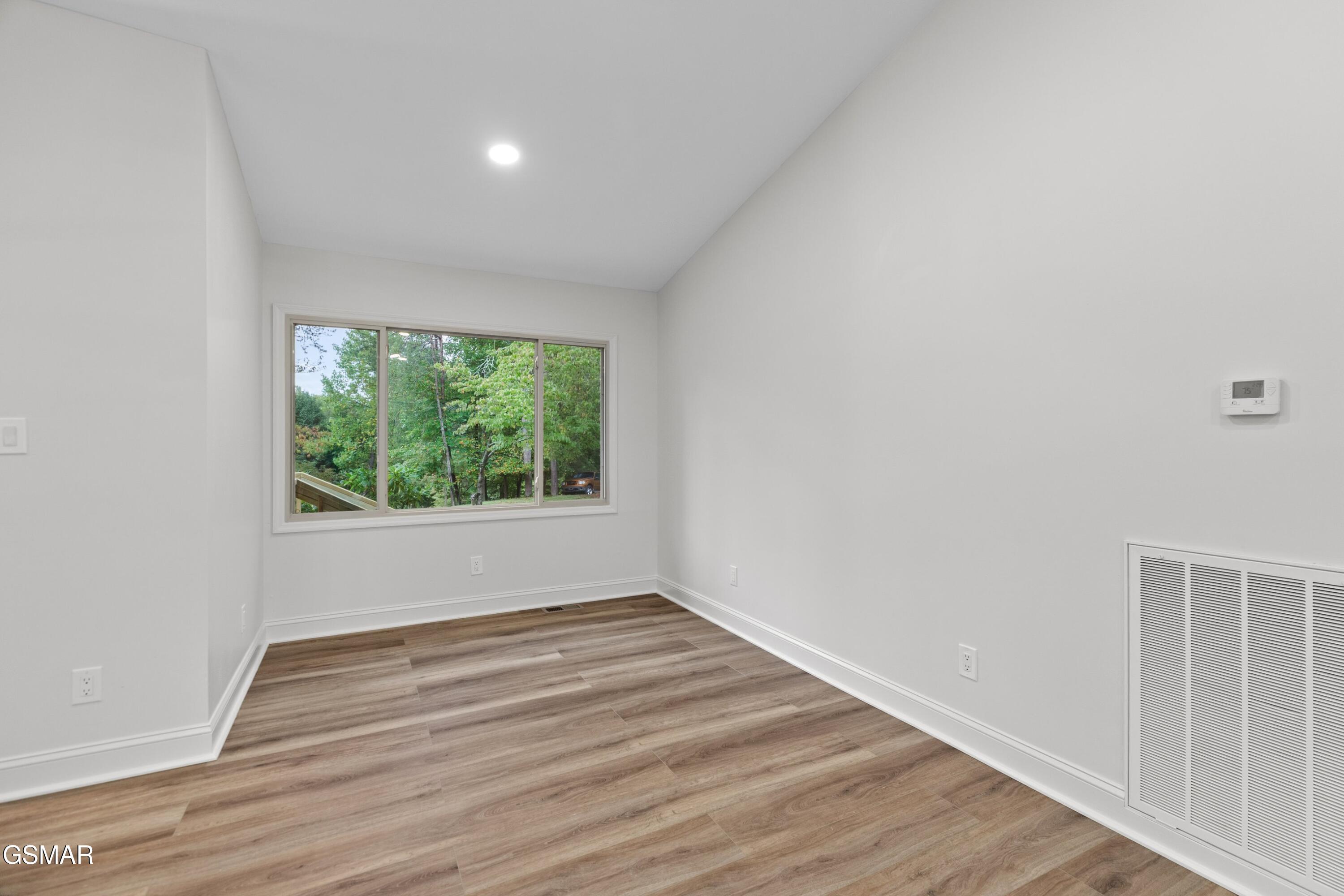 3320 Hazelwood Court Baneberry TN 37890