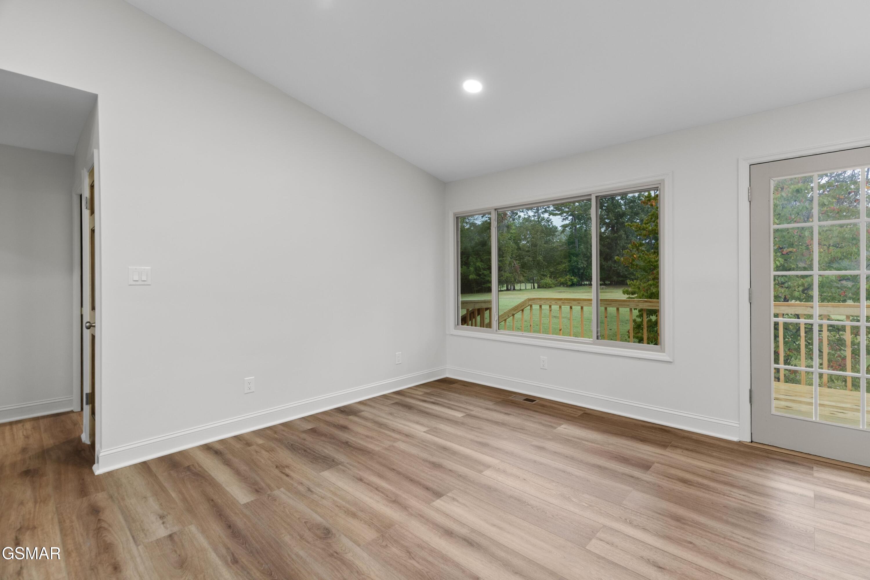 3320 Hazelwood Court Baneberry TN 37890