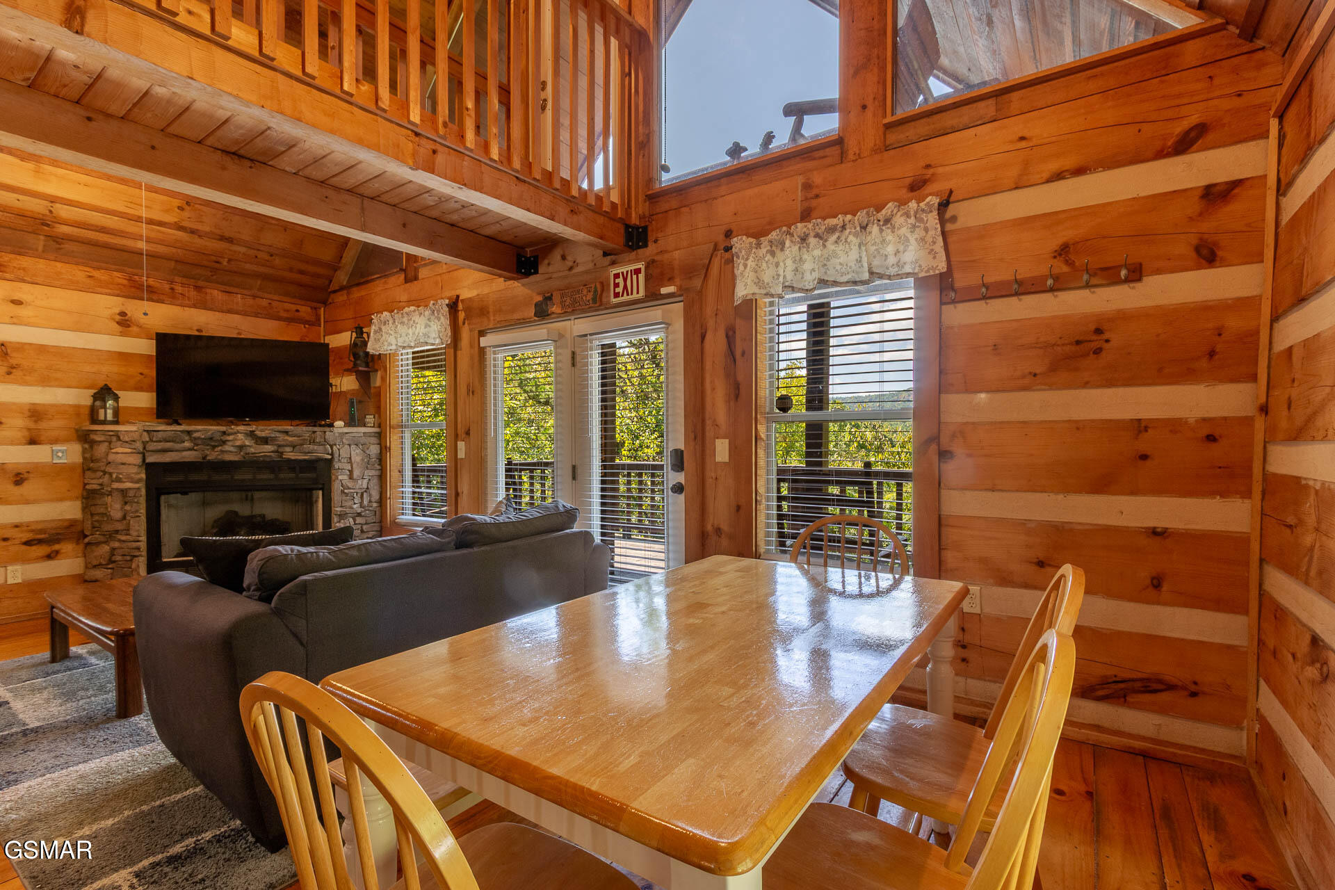 1455 Honey Oaks Way Sevierville TN 37876