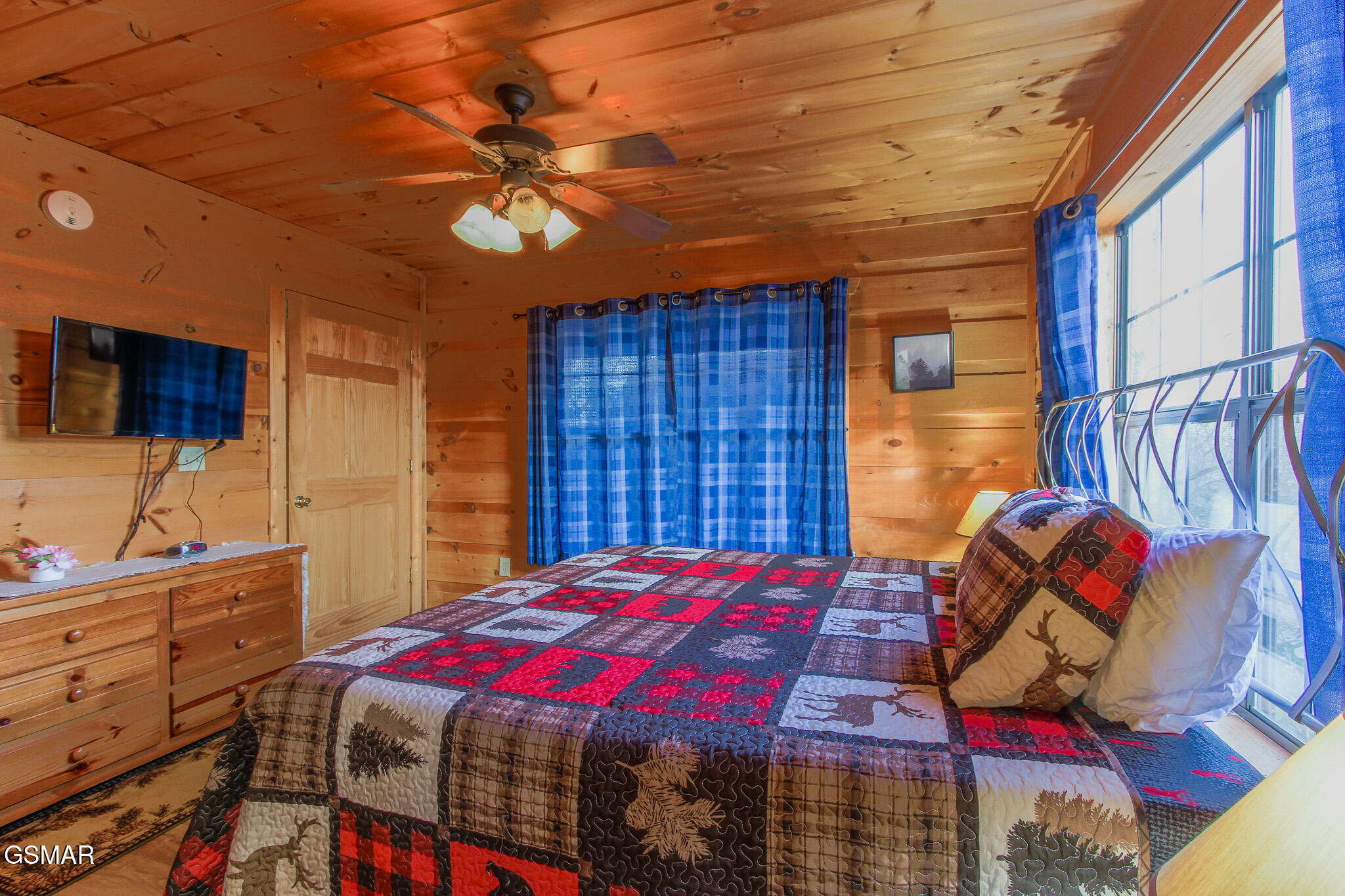 2222 Windswept View Way Sevierville TN 37876