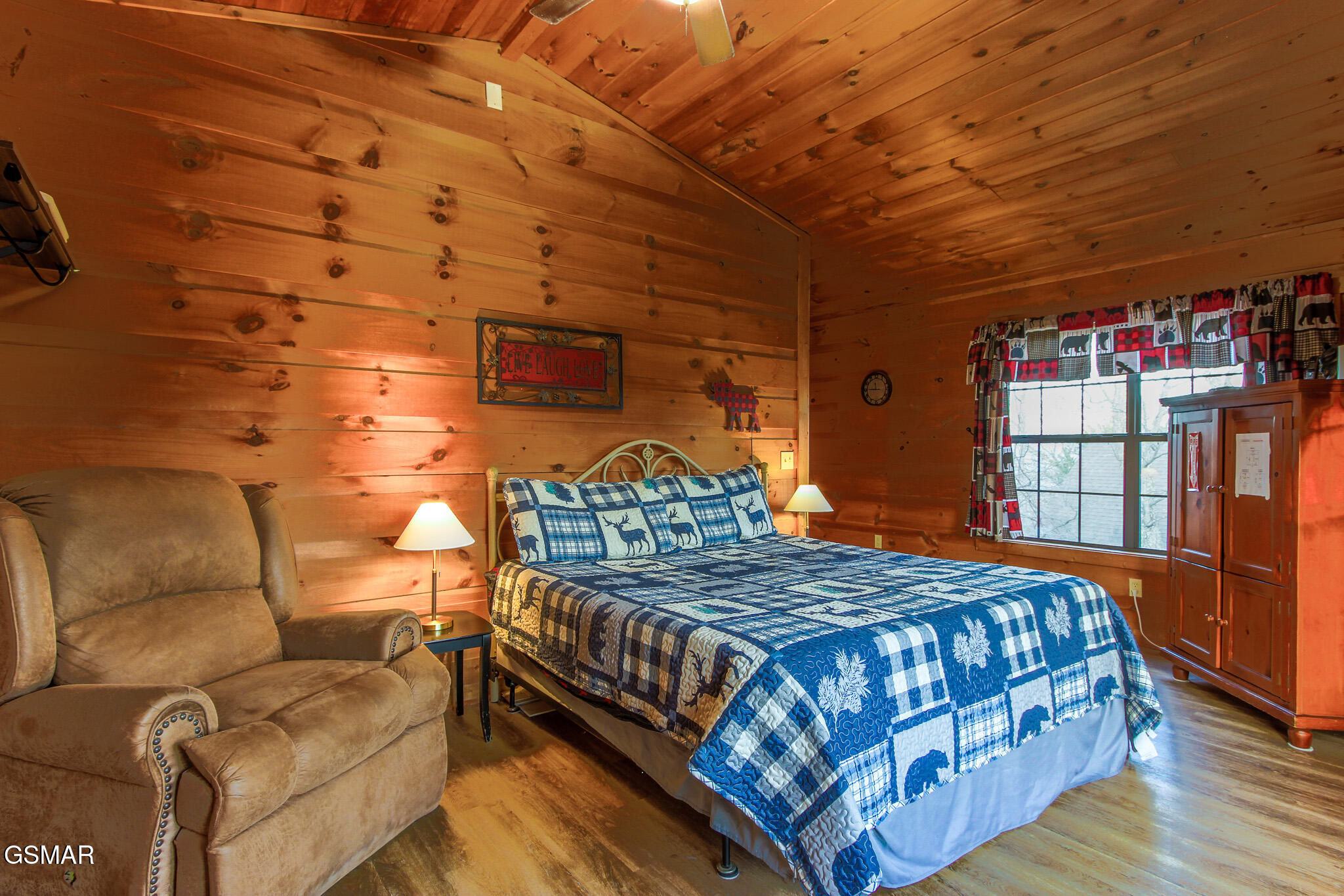 2222 Windswept View Way Sevierville TN 37876