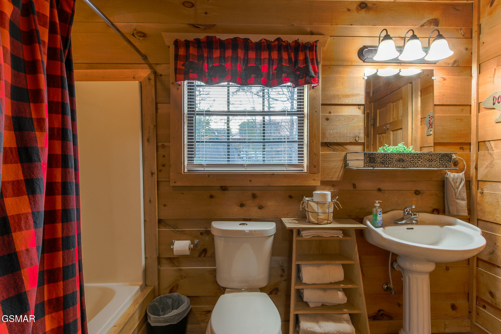 2222 Windswept View Way Sevierville TN 37876