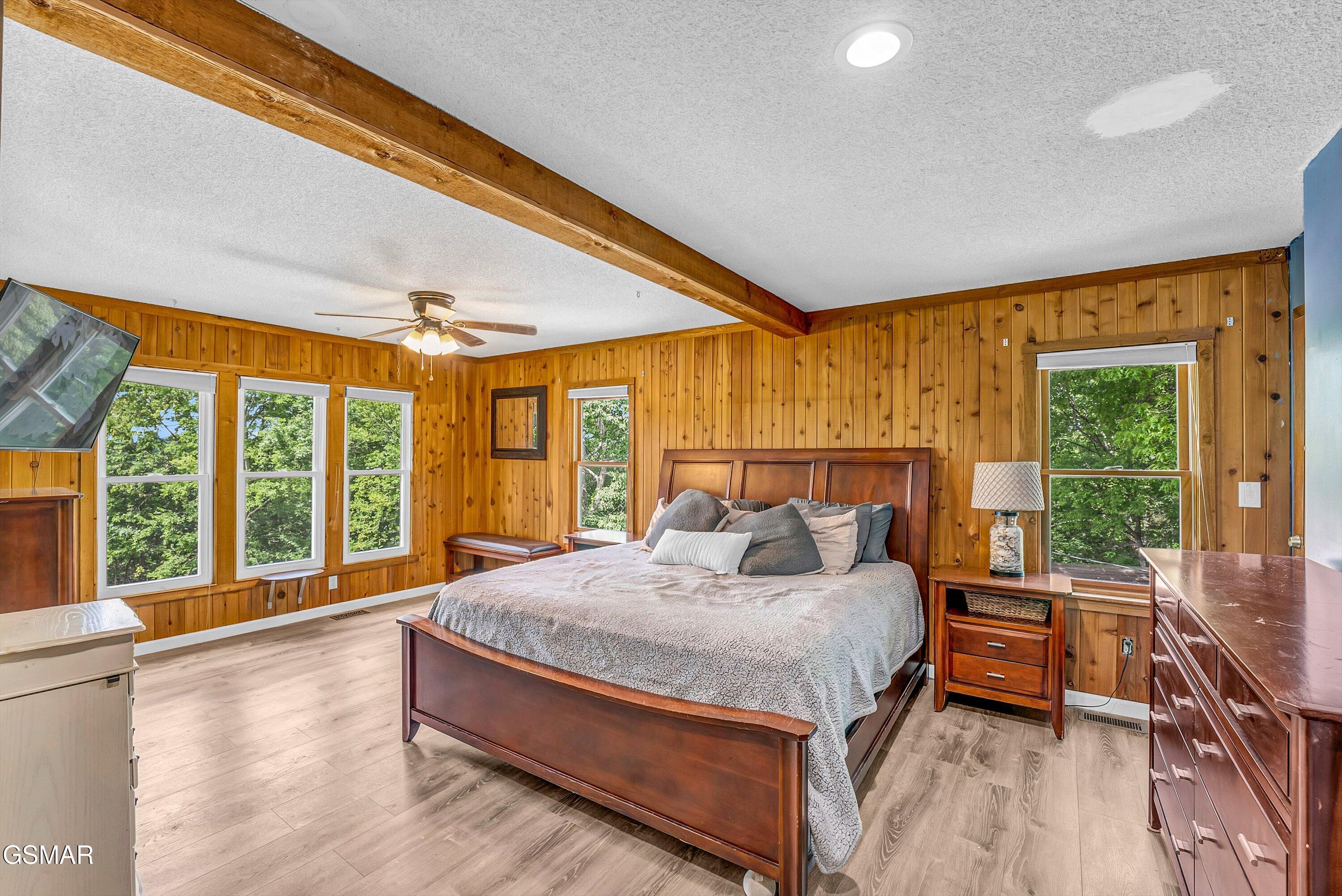 1131 Lindsey Drive Sevierville TN 37876
