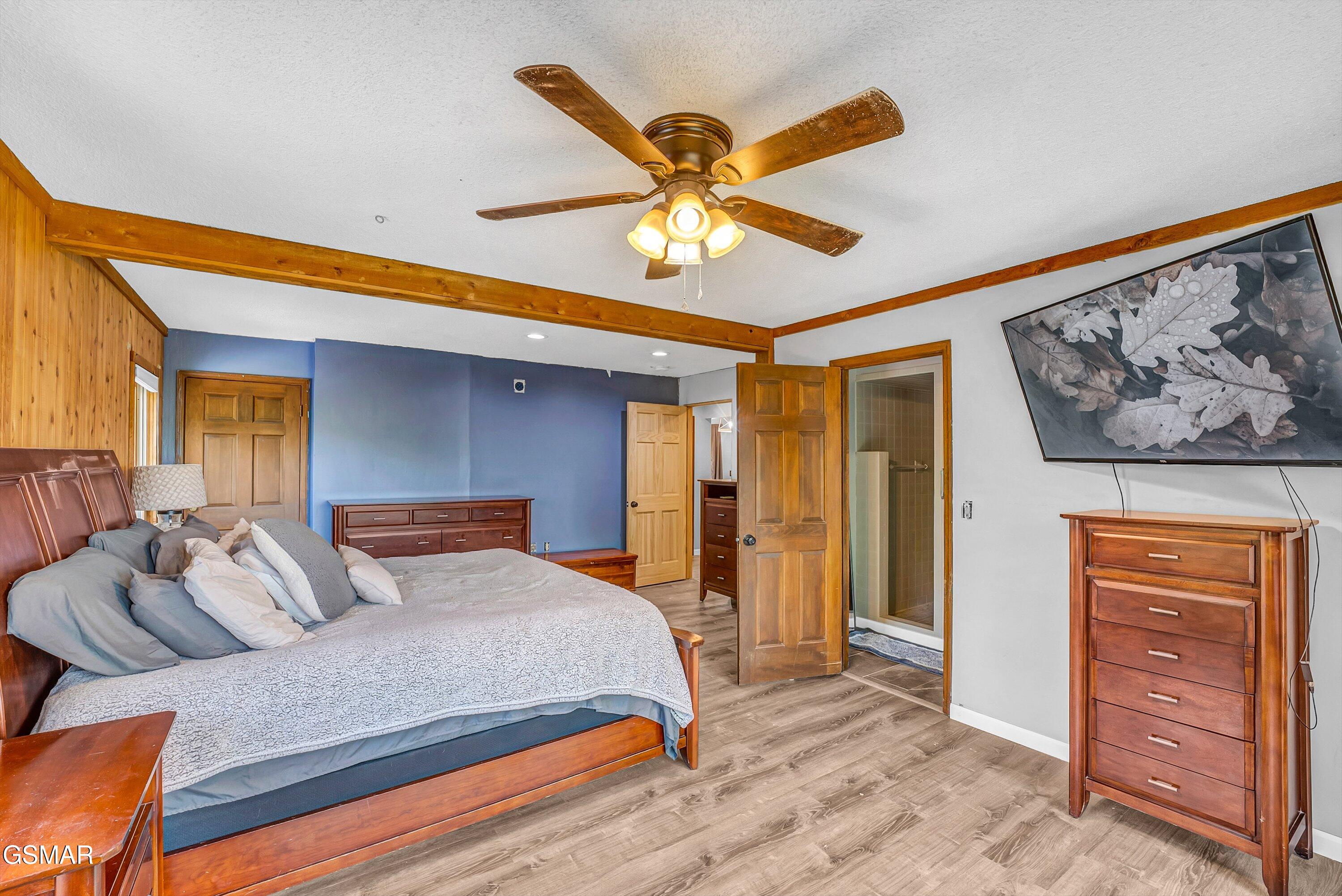 1131 Lindsey Drive Sevierville TN 37876