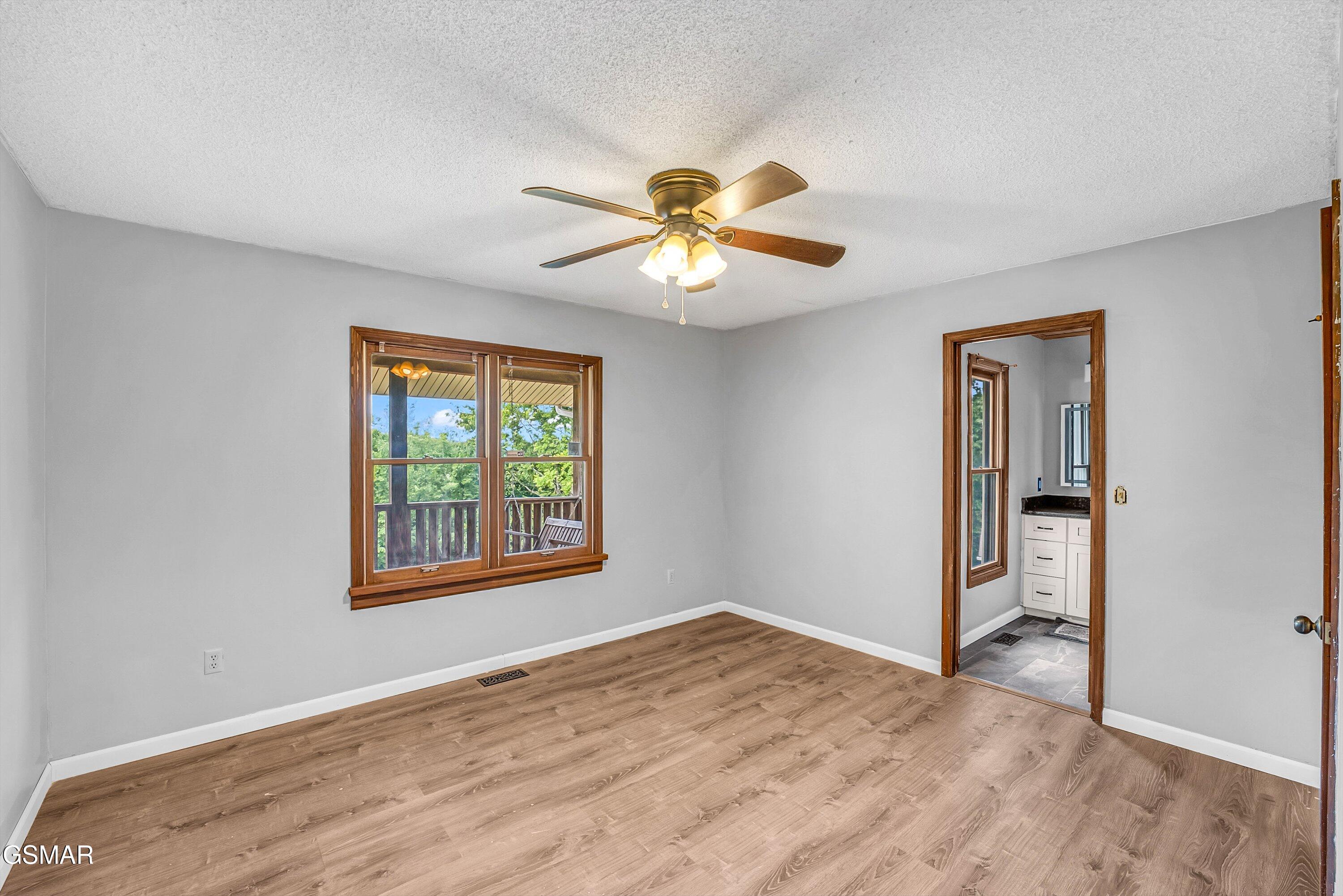 1131 Lindsey Drive Sevierville TN 37876