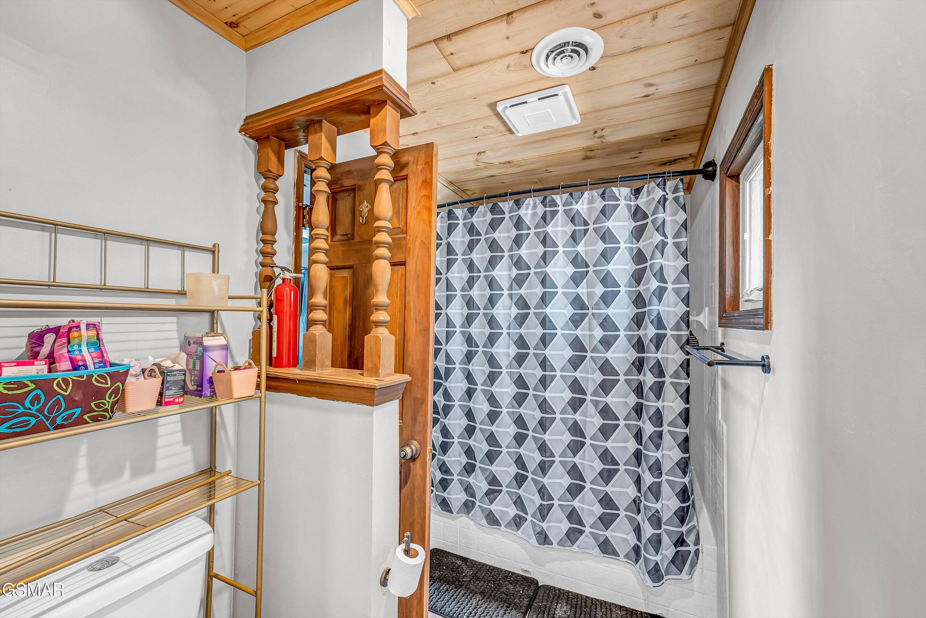 1131 Lindsey Drive Sevierville TN 37876