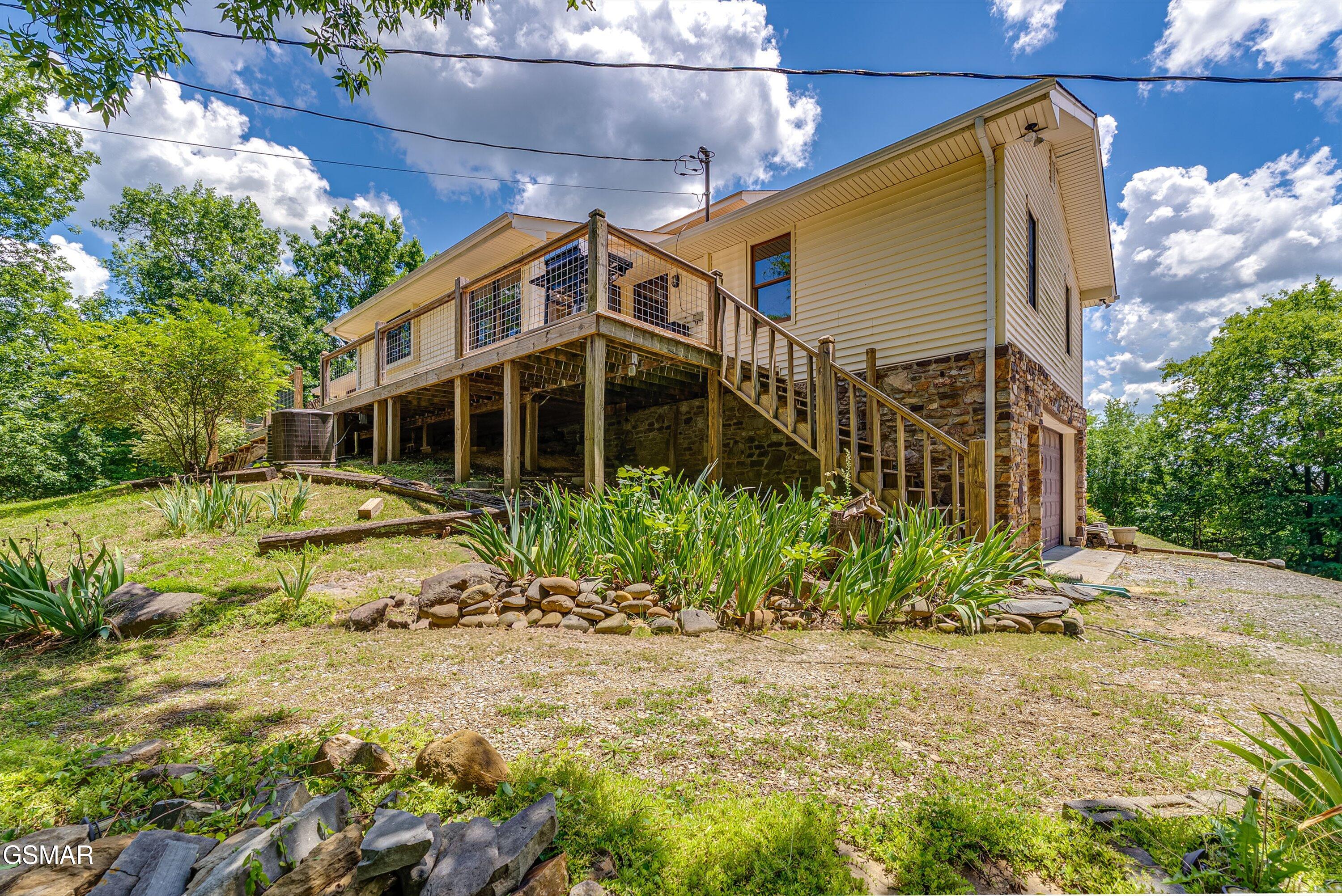 1131 Lindsey Drive Sevierville TN 37876