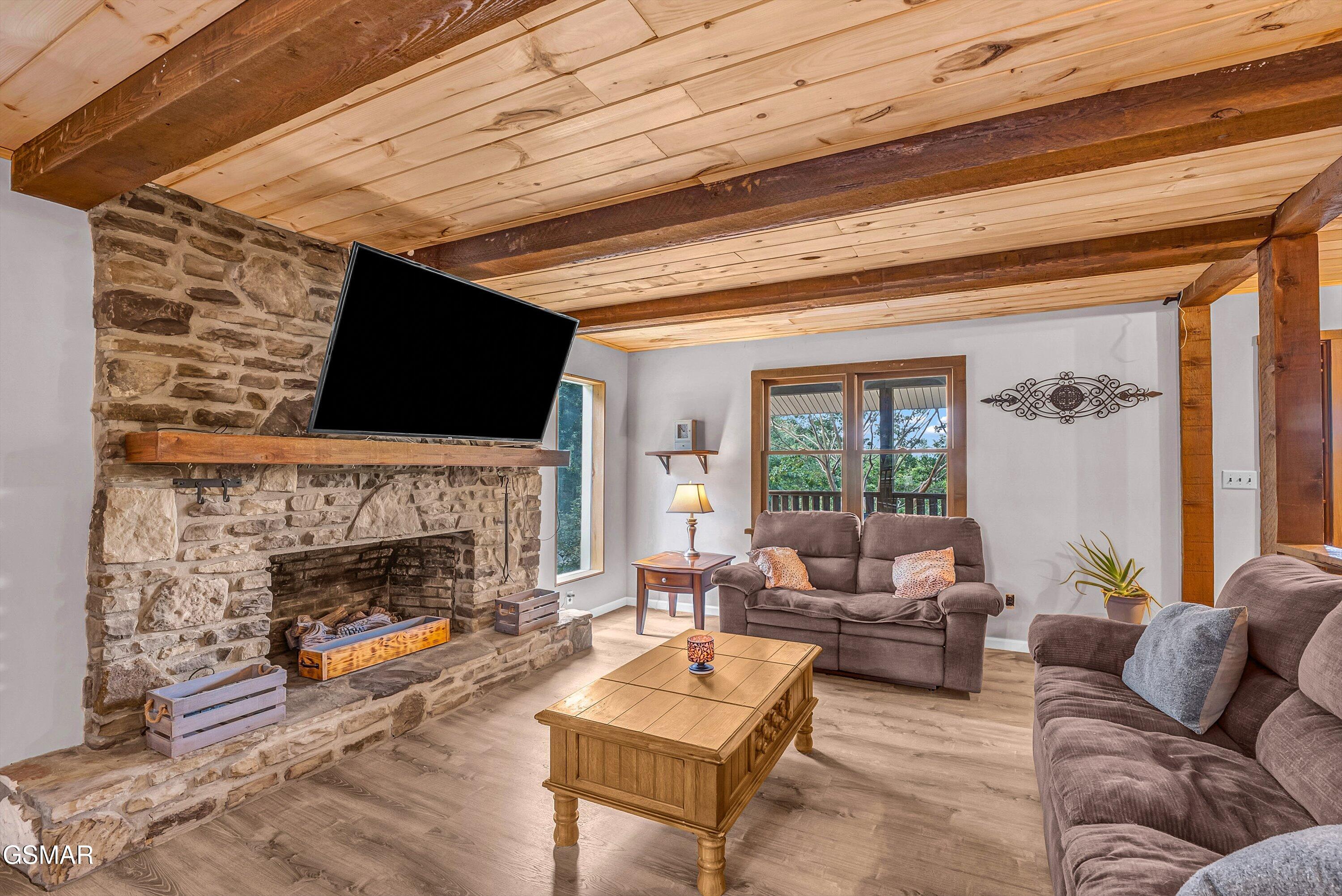 1131 Lindsey Drive Sevierville TN 37876