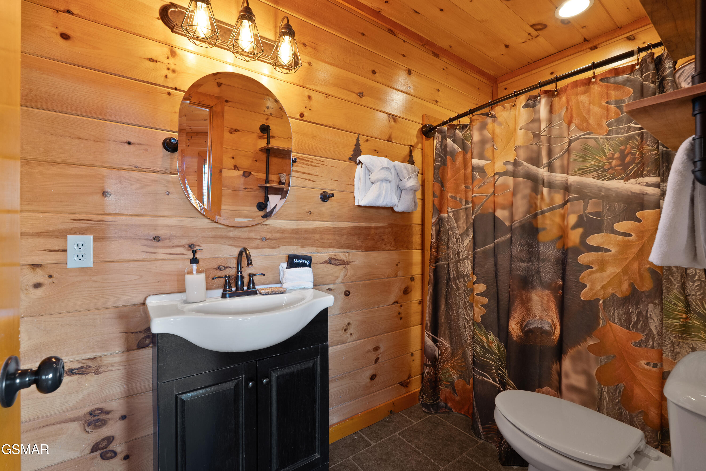 2083 Kerr Road Sevierville TN 37876