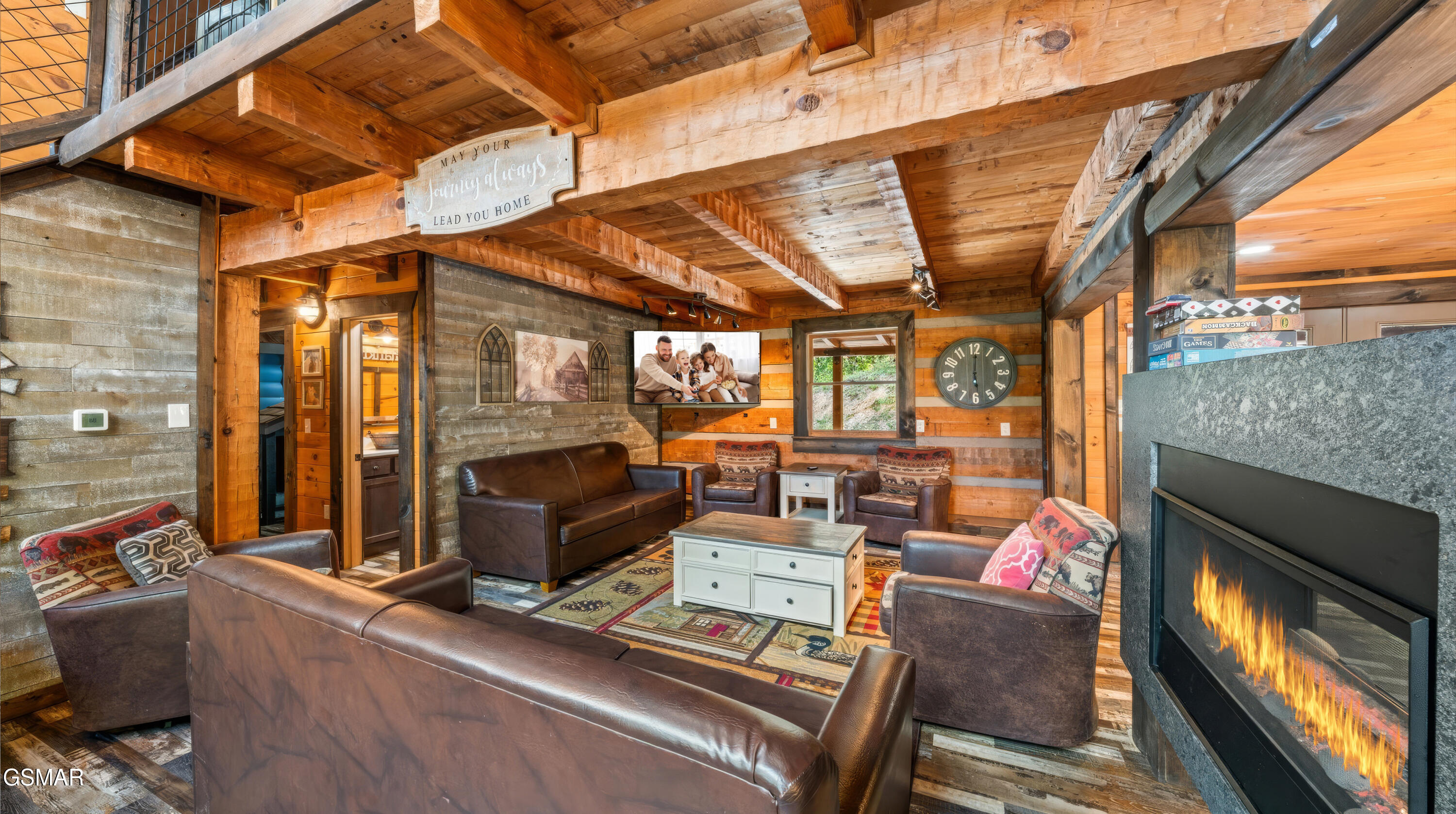 2209 Henderson Springs Road Pigeon Forge TN 37863