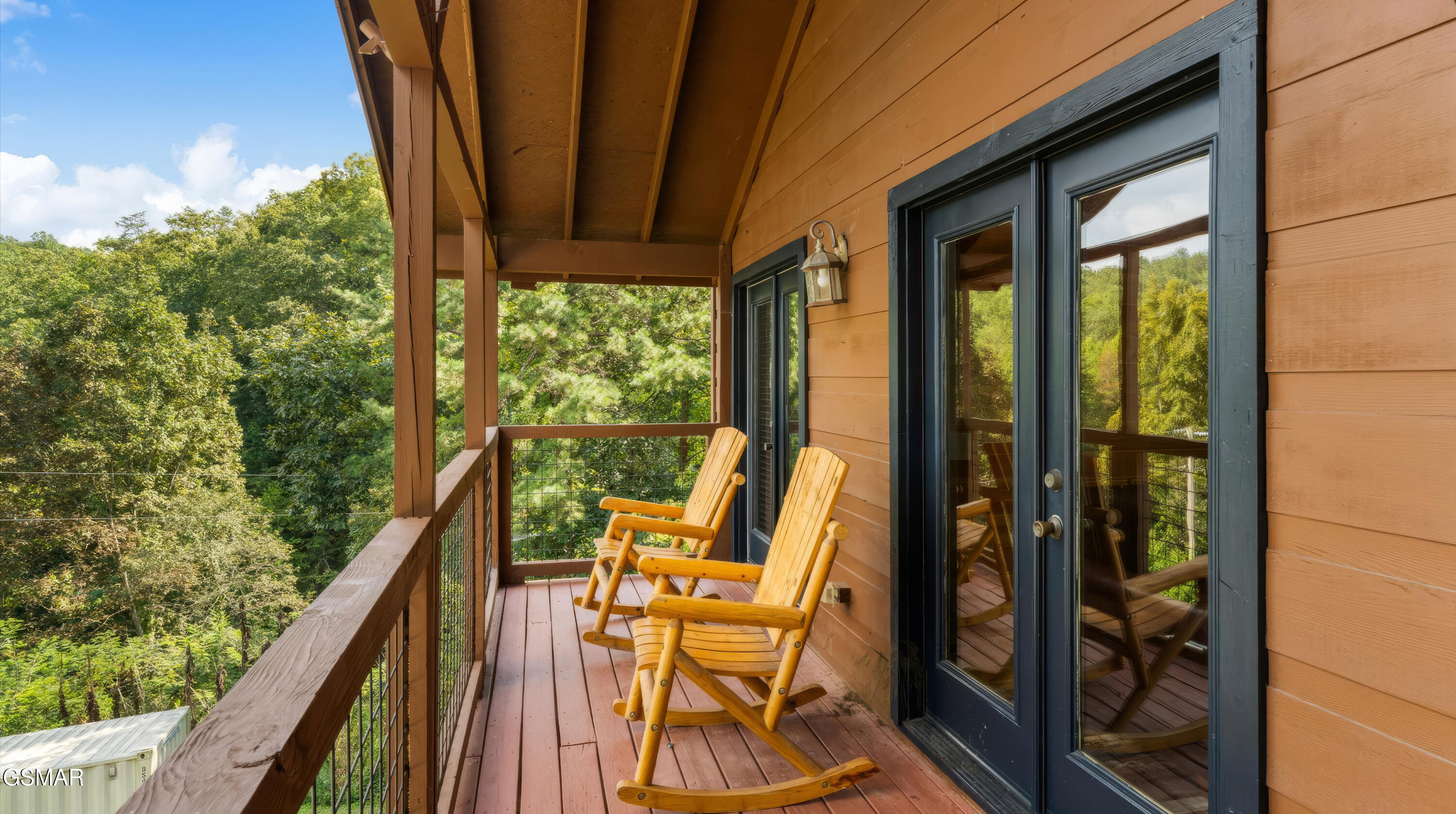 2209 Henderson Springs Road Pigeon Forge TN 37863