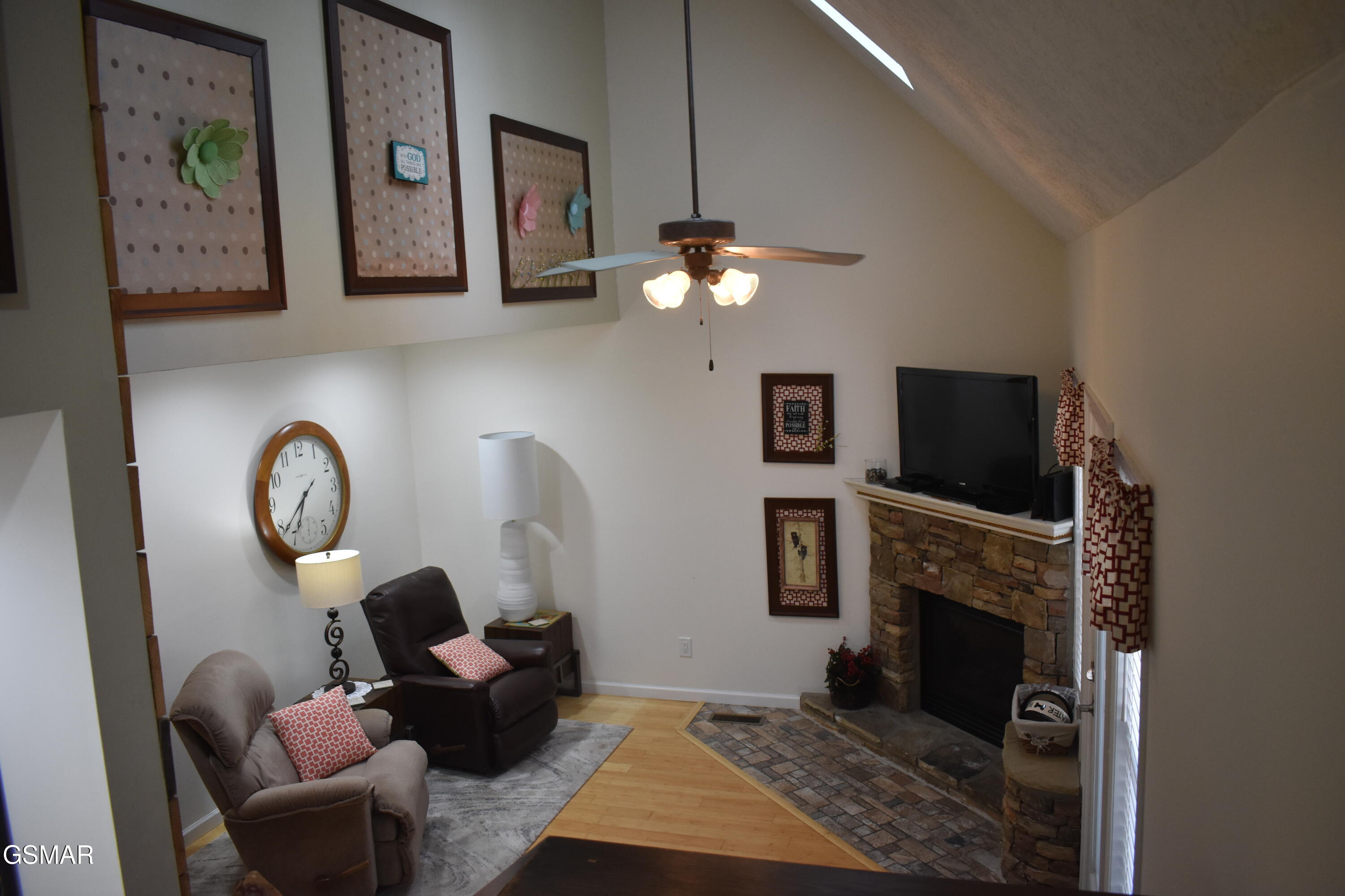 3516 Brook Stone Way Pigeon Forge TN 37863