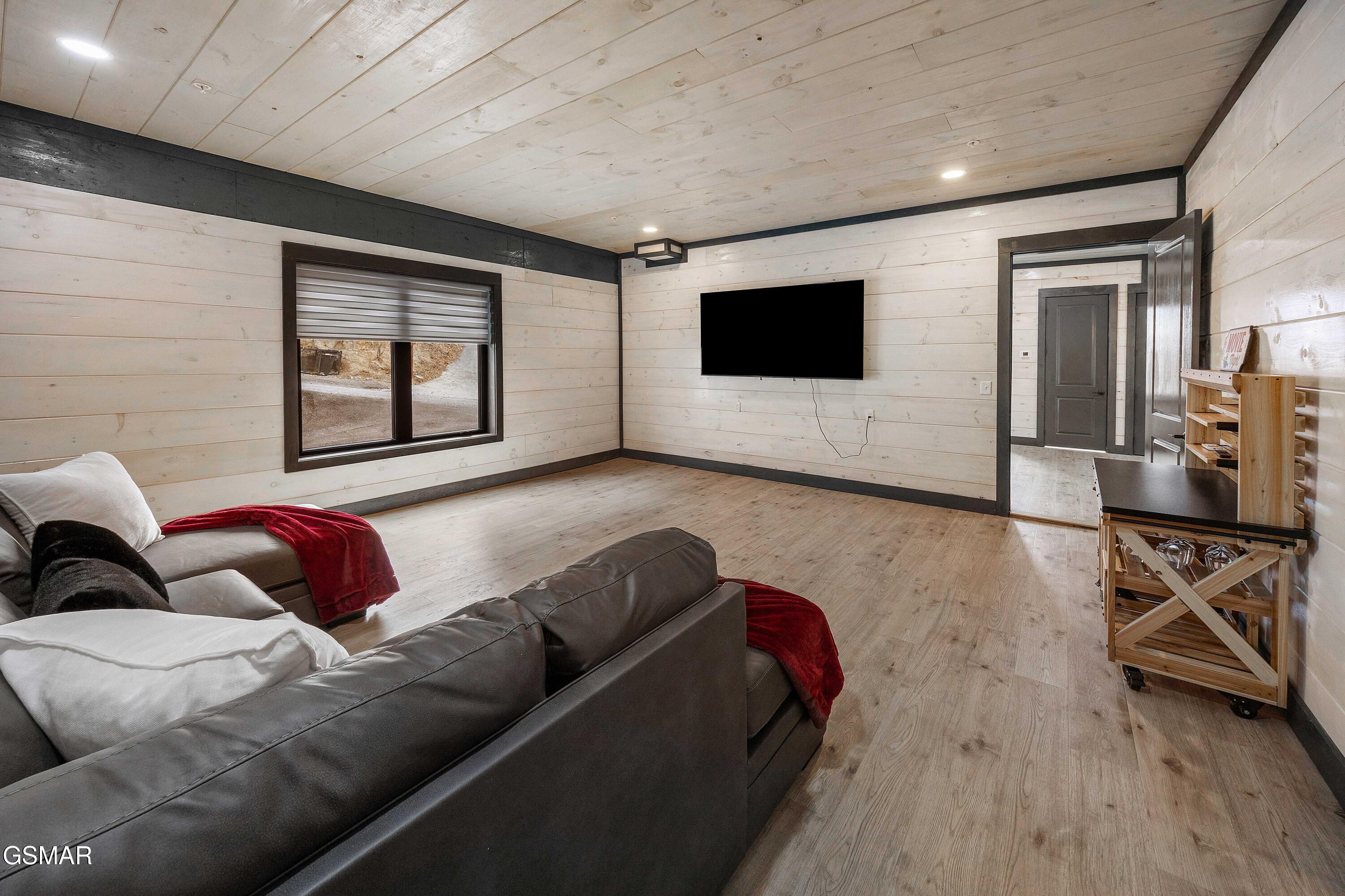 1253 Bavarian Way Gatlinburg TN 37738